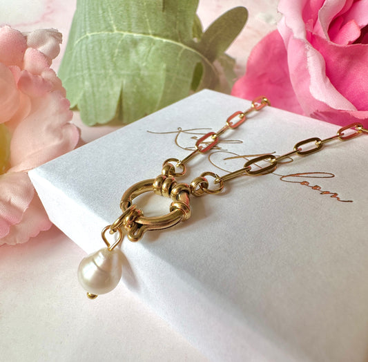 Gold Pearl paperclip chain necklace.