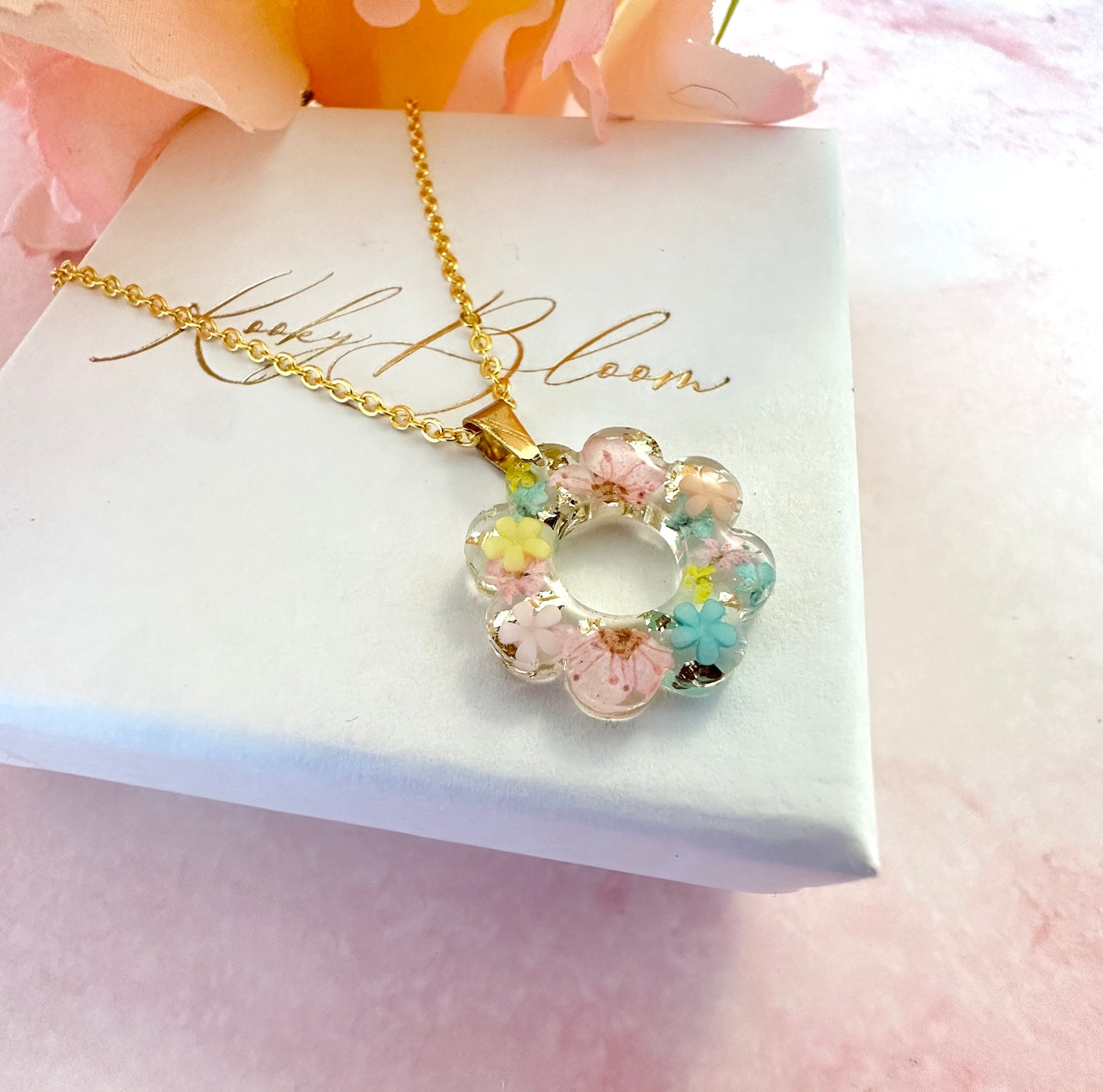 Gold Ditsy Doily pastel flower Necklace