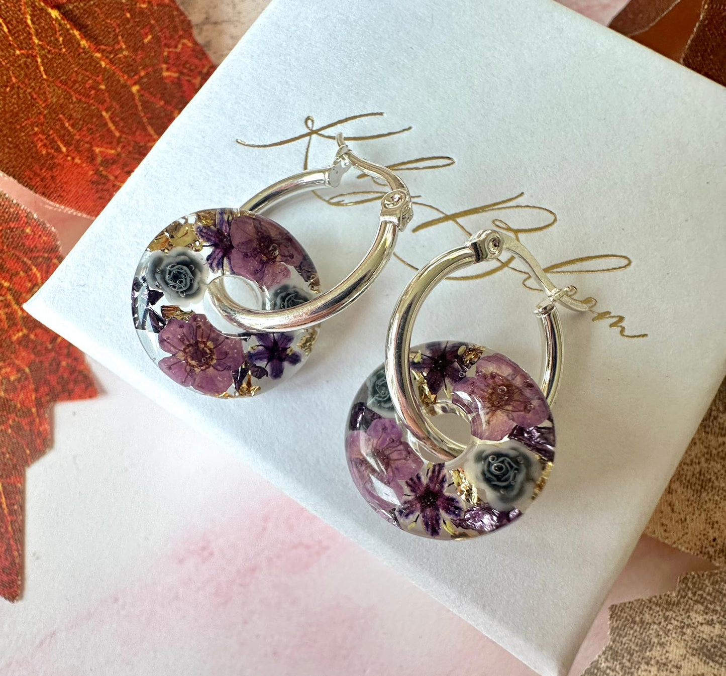 Nightshade flower Donut earrings