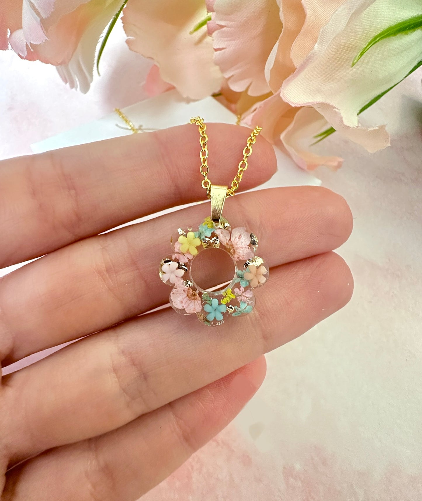 Gold Ditsy Doily pastel flower Necklace