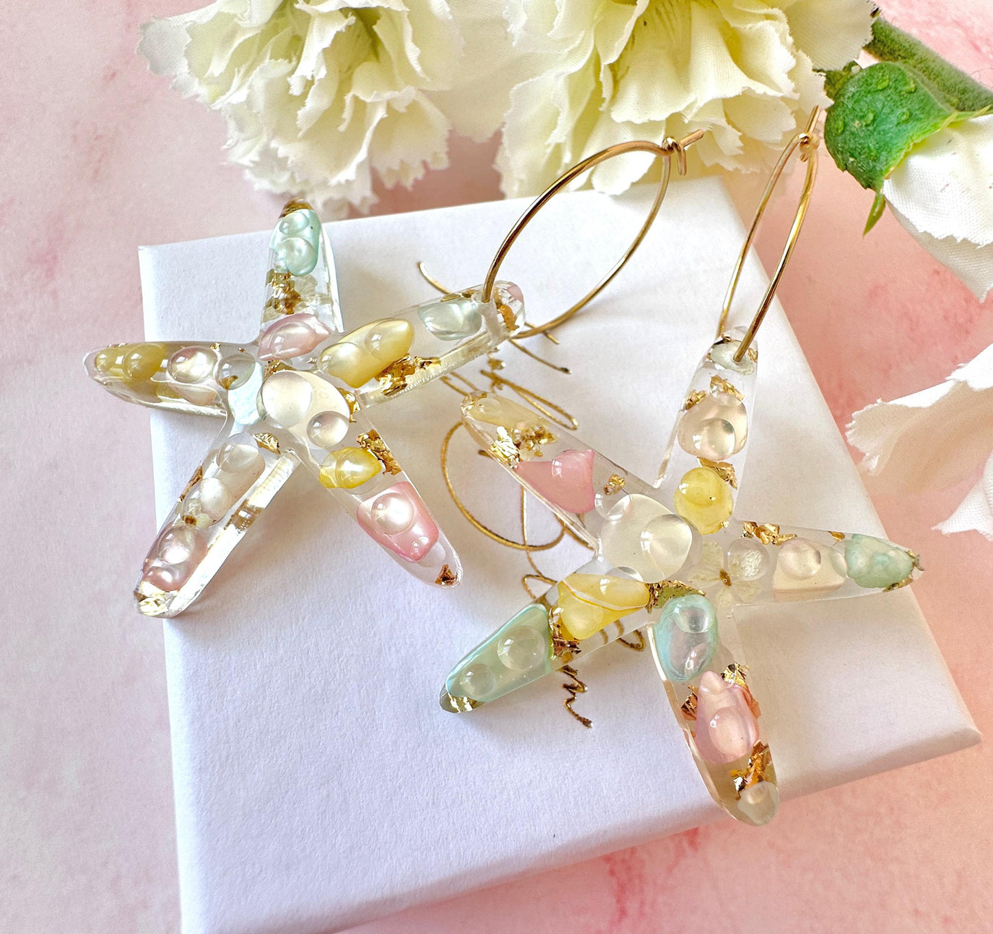 Starfish Seashell Gold hoop Earrings.