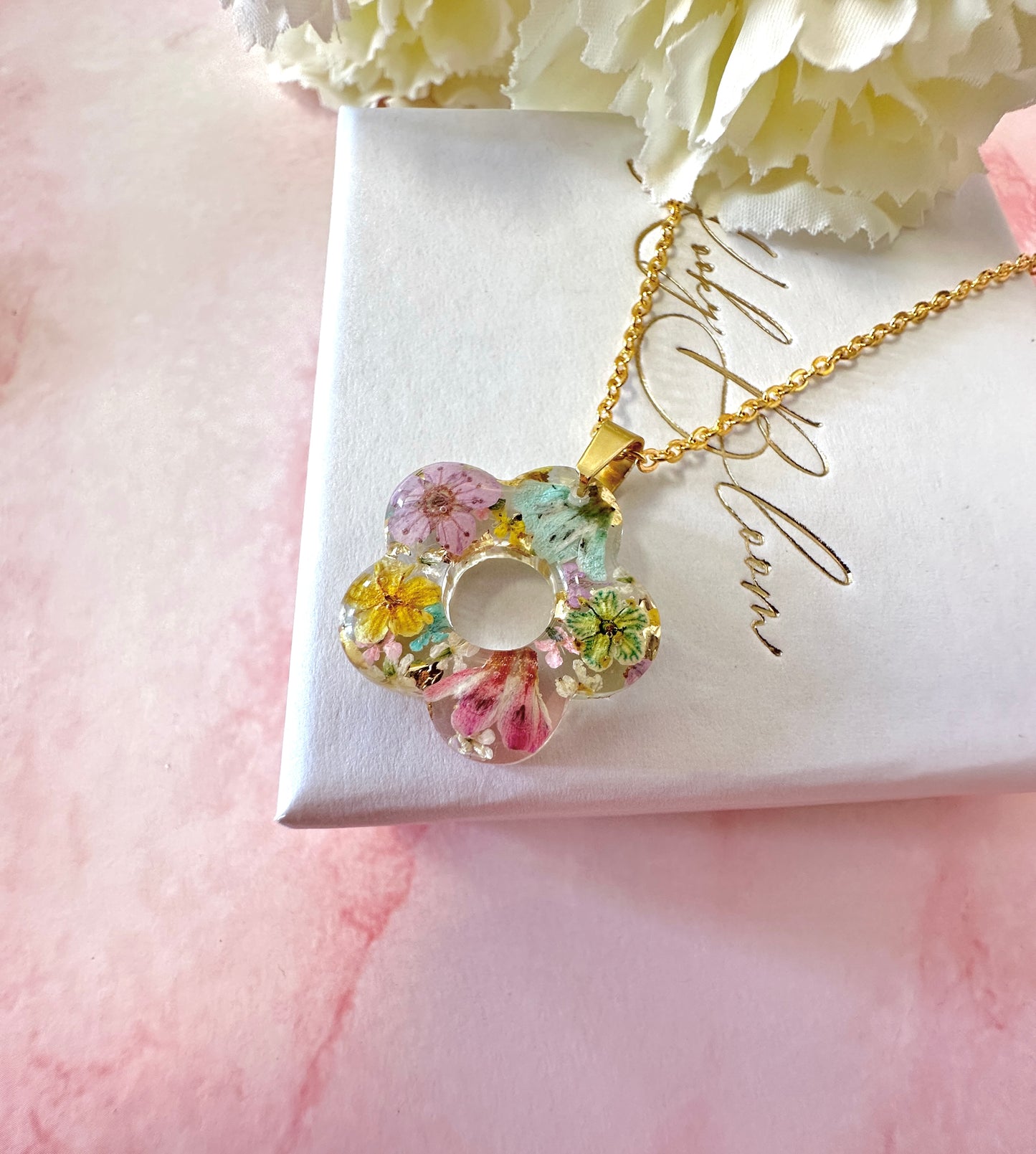 Gold watercolour Bloom Flower Necklace