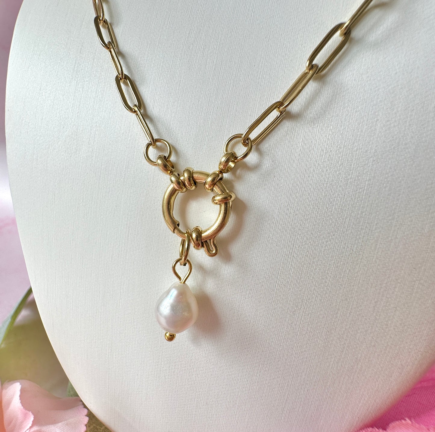 Gold Pearl paperclip chain necklace.