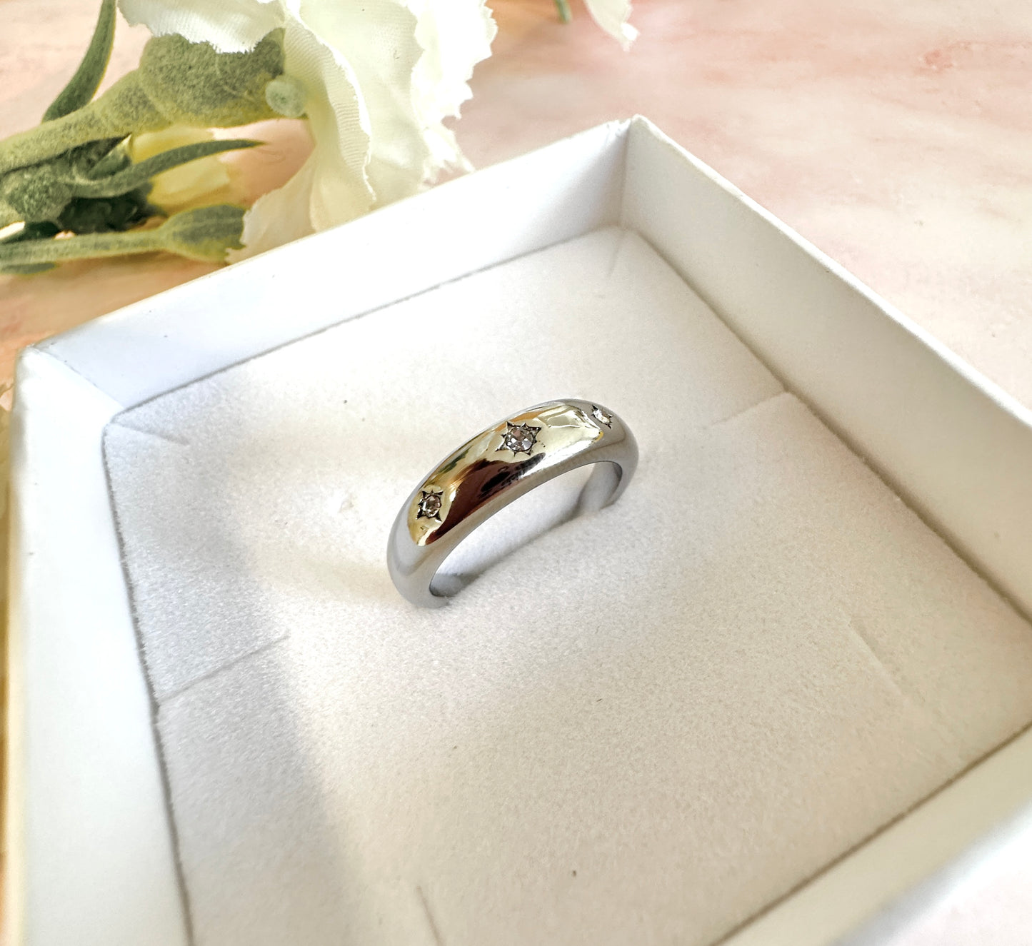 Silver Triple CZ domed band ring.