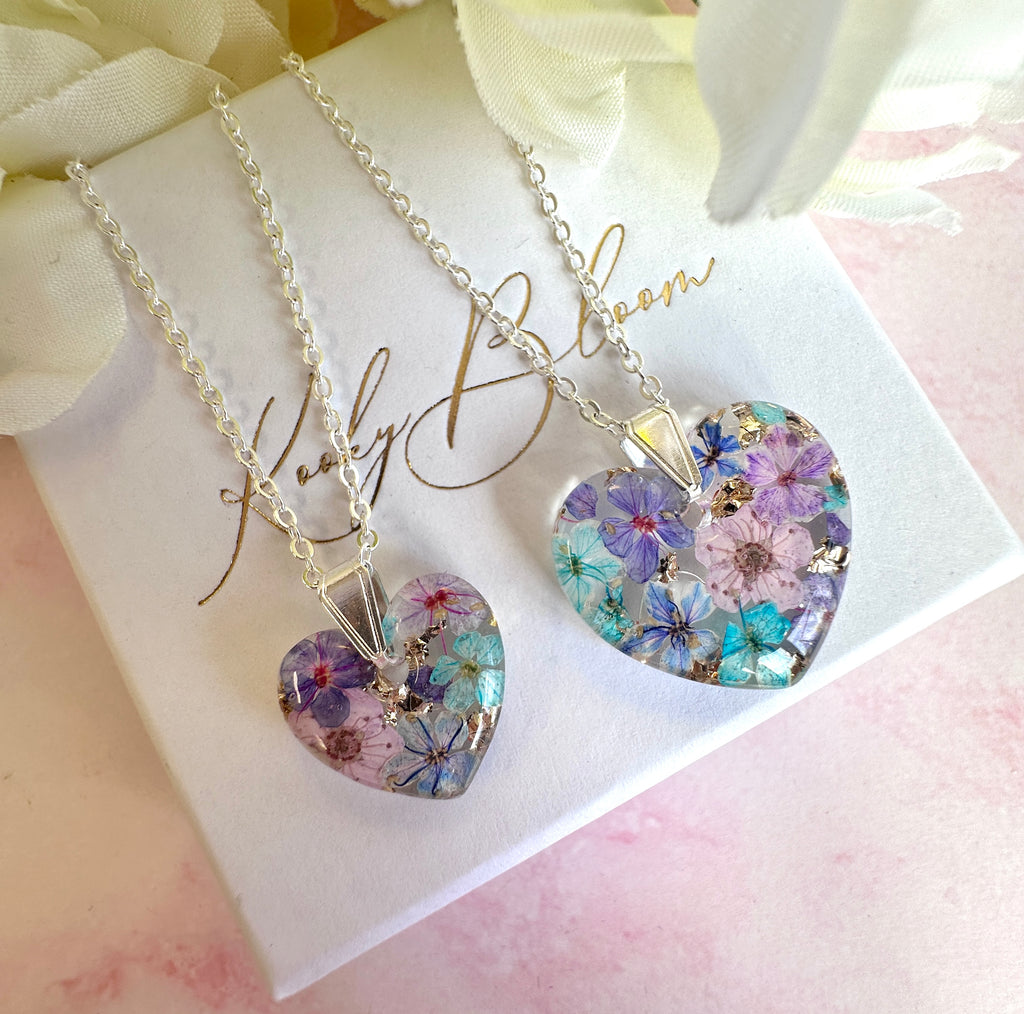 Silver Maxi Violet meadow heart necklace.