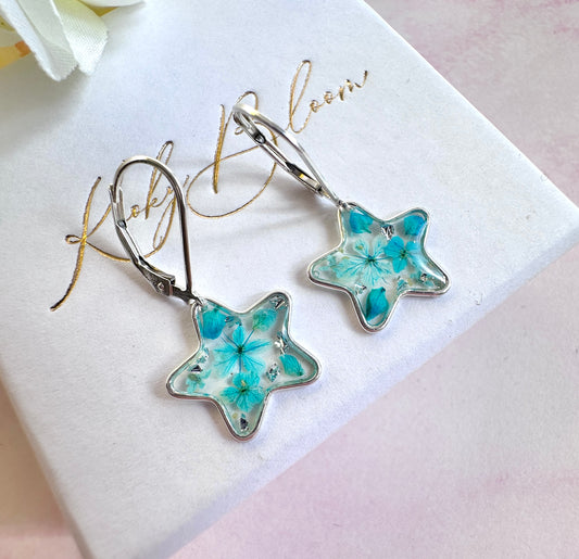 * Limited Edition * 925 sterling silver Bloom Star huggie earrings.