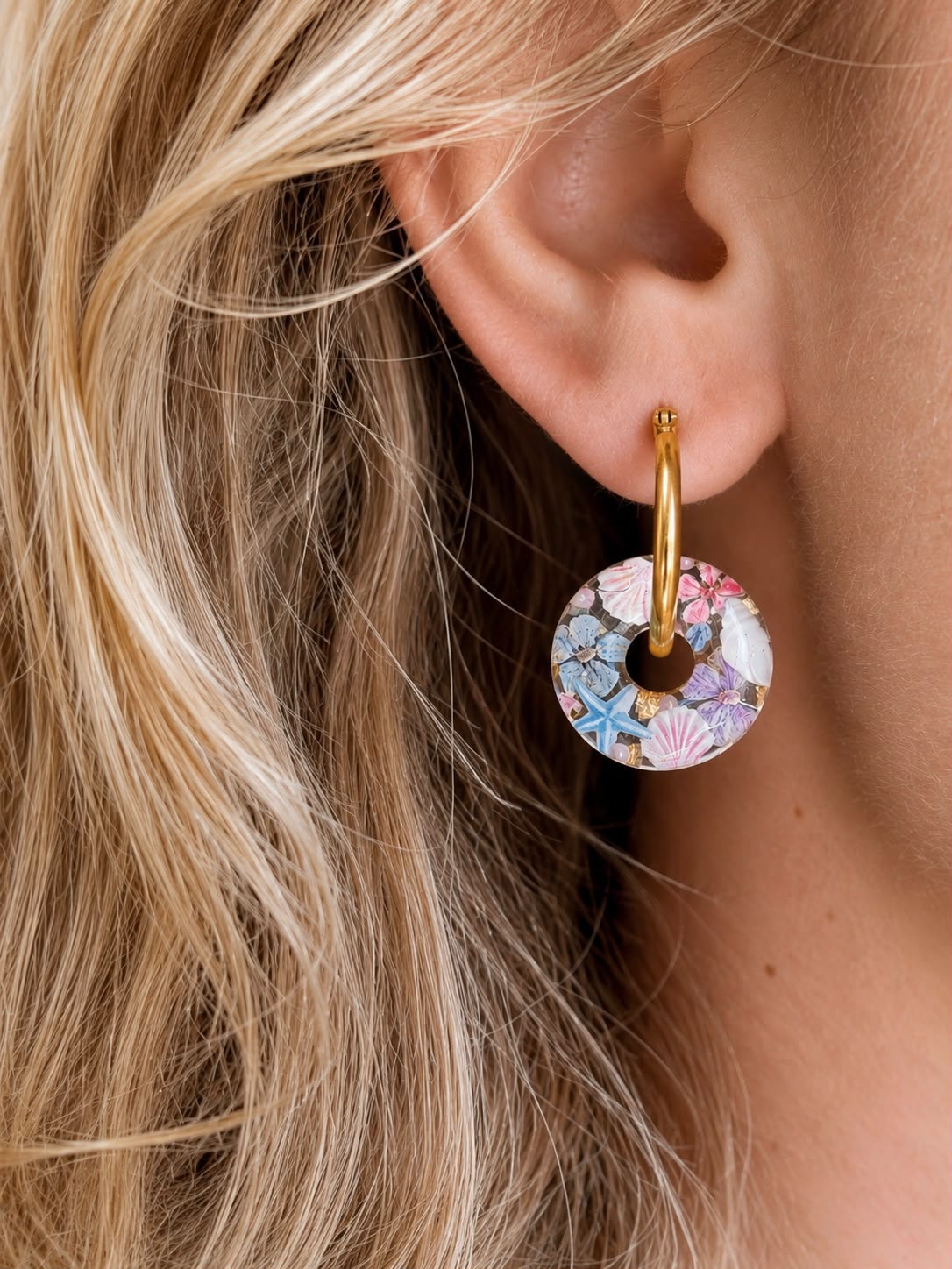 Pastel Mini seaside bloom donut earrings.