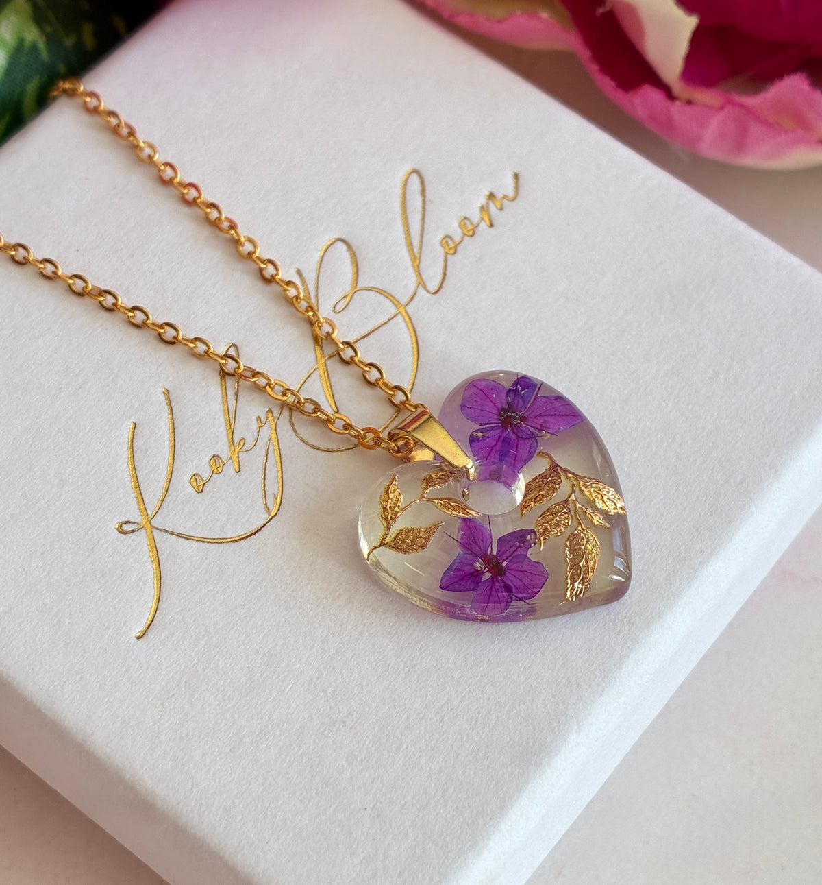 Gold Frosted Violet Necklace.