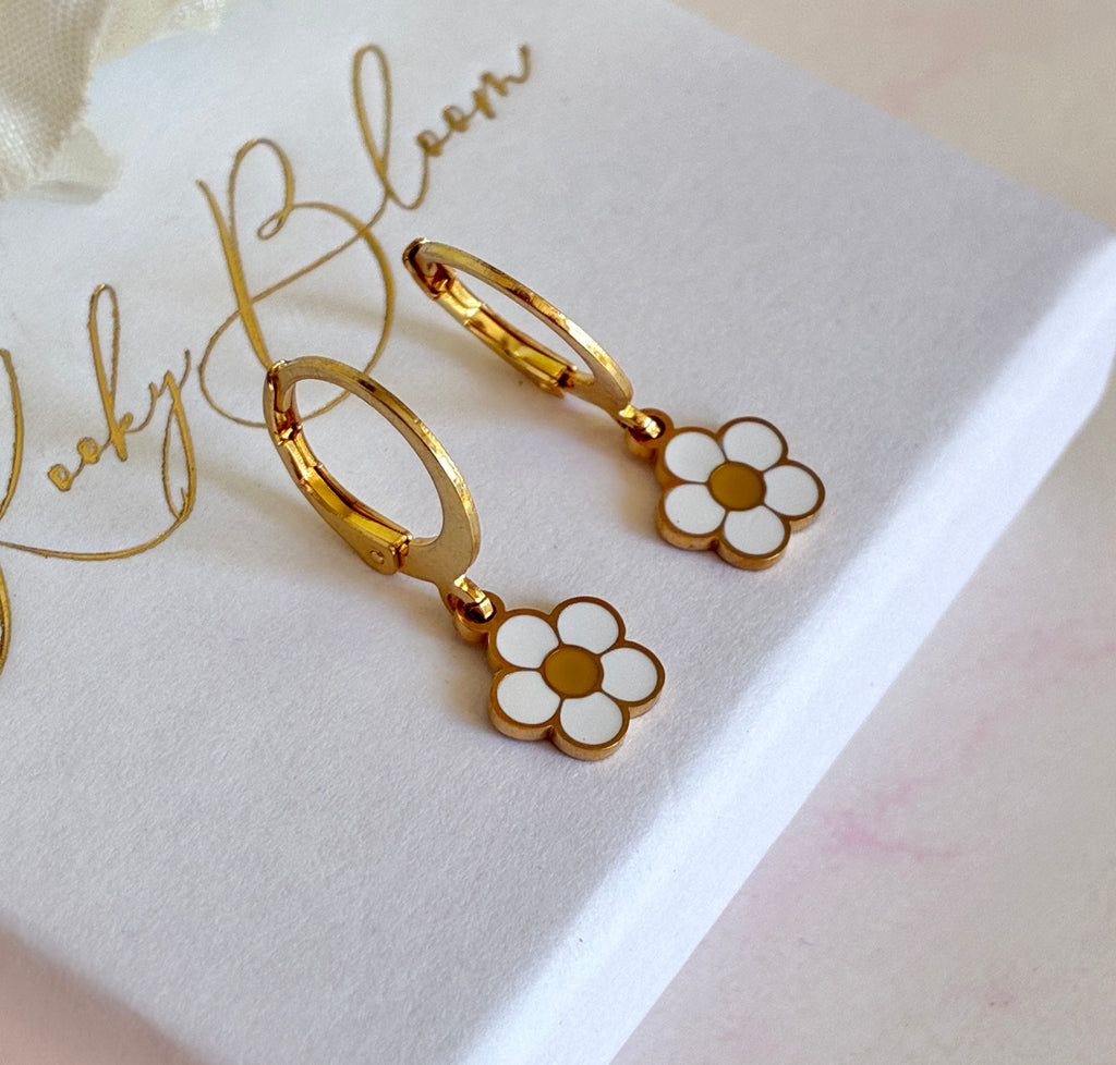 Gold tiny White daisy huggie earrings