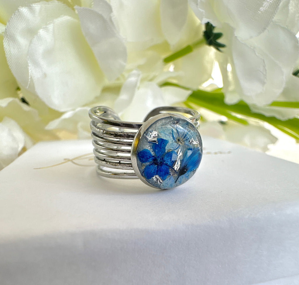 Silver Blue blossom Layered ribbed band Ring.