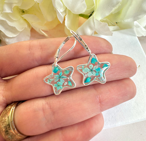 * Limited Edition * 925 sterling silver Bloom Star huggie earrings.