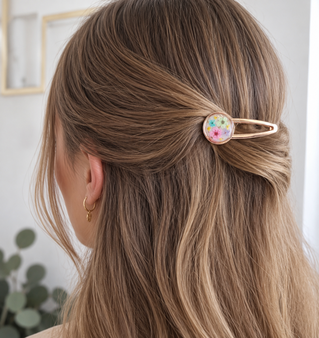 Large Pastel flower gold alligator hair clip.