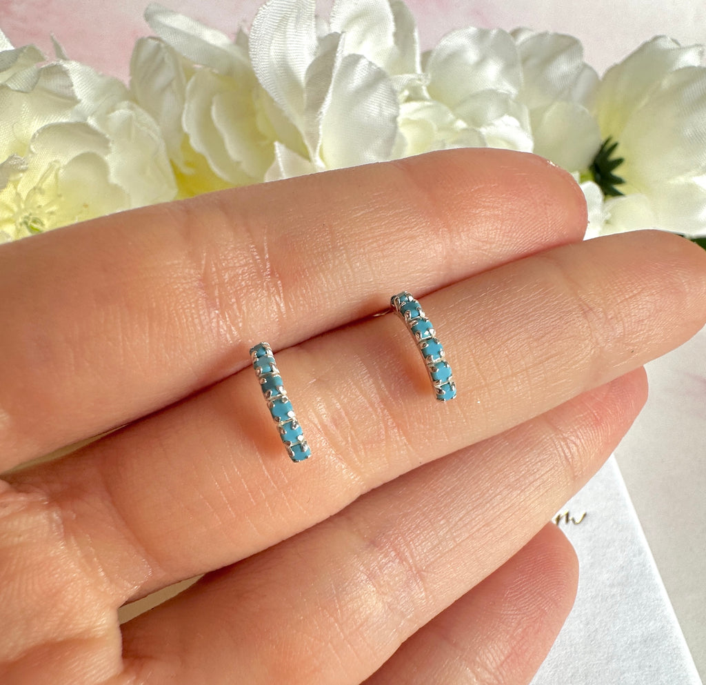 925 Sterling silver Turquoise curved half hoop stud earrings.