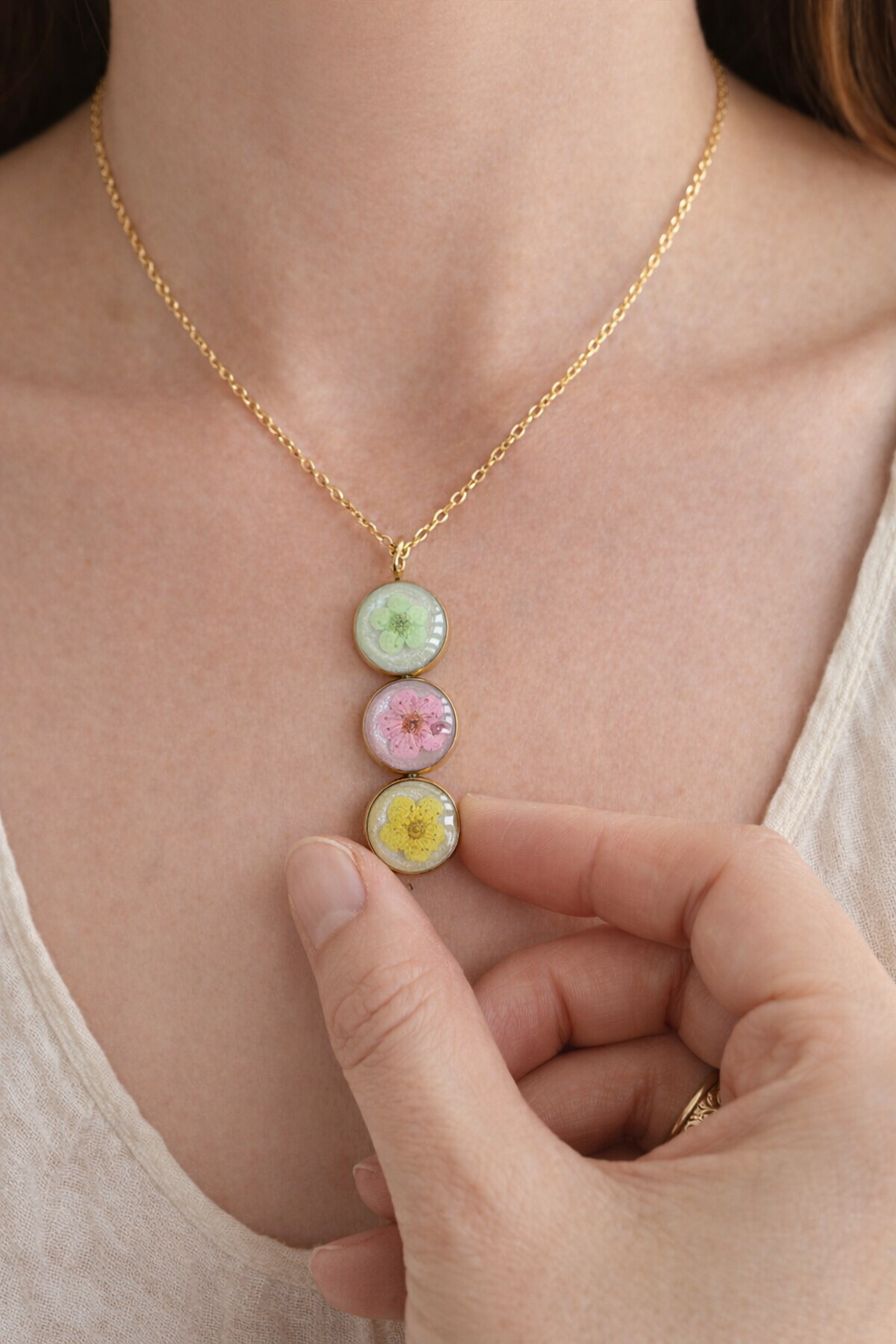 Gold Triple blossom drop necklace.