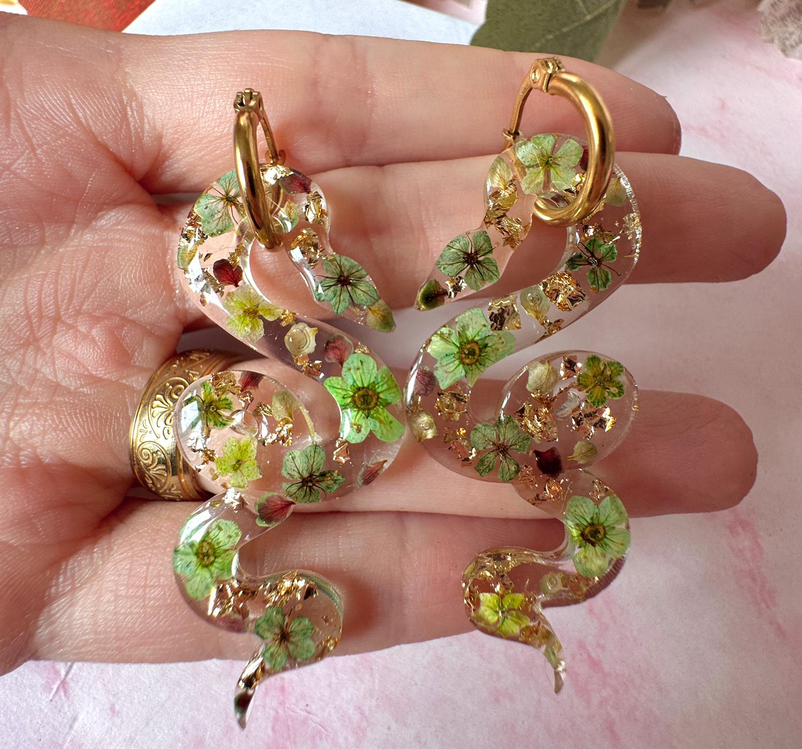 Snake real flower hoop earrings.