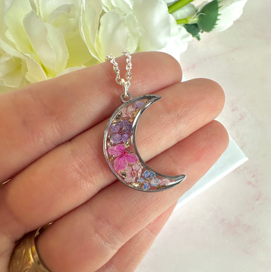 * Limited edition * Silver Meadow Moon necklace