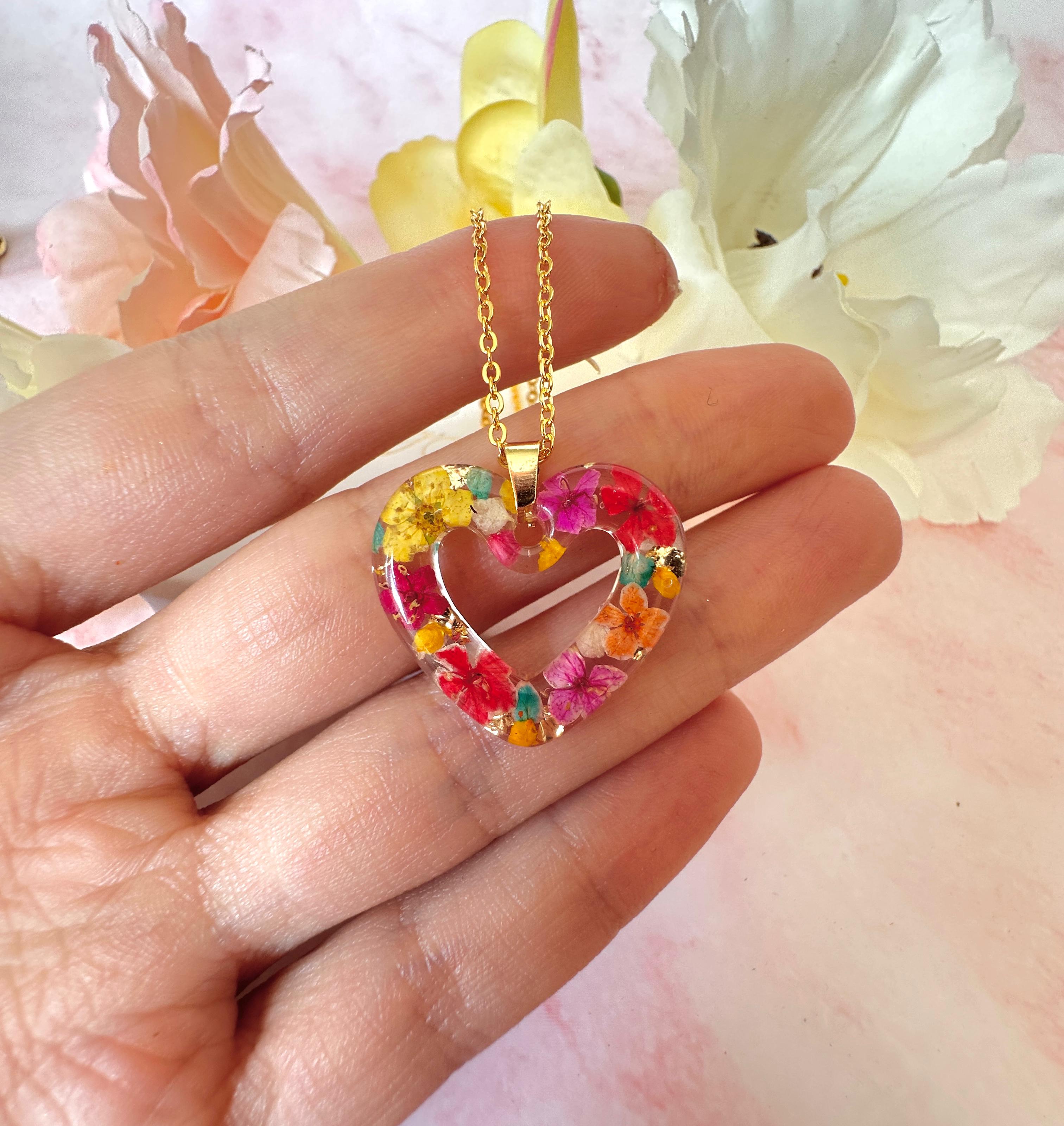 Gold Hawaiian heart bloom Necklace