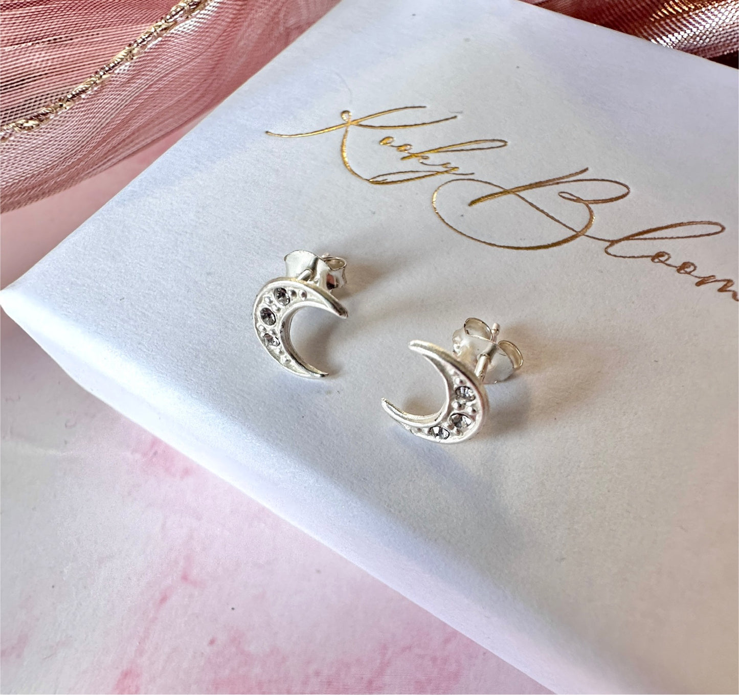 925 Sterling silver Moon stud earrings.