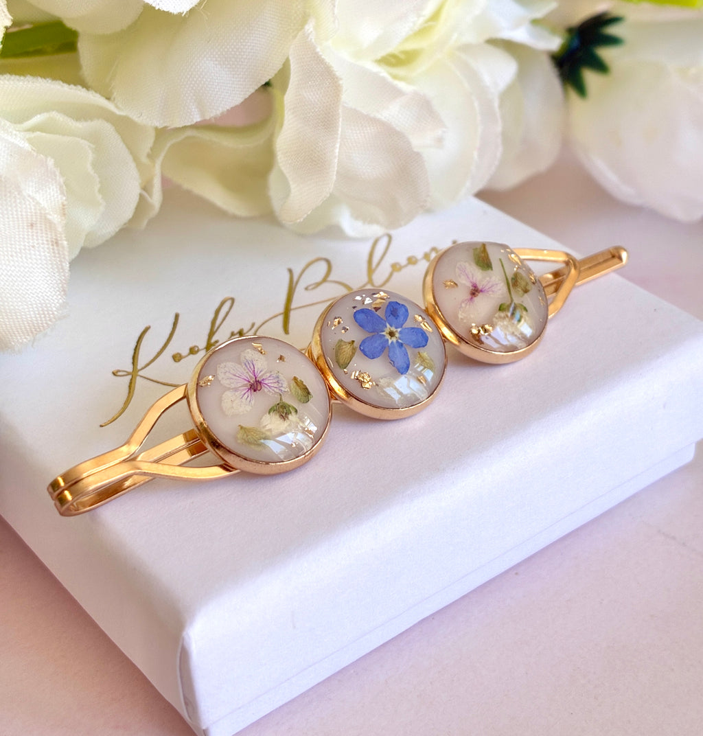 Gold triple forget me not bloom Hair slide
