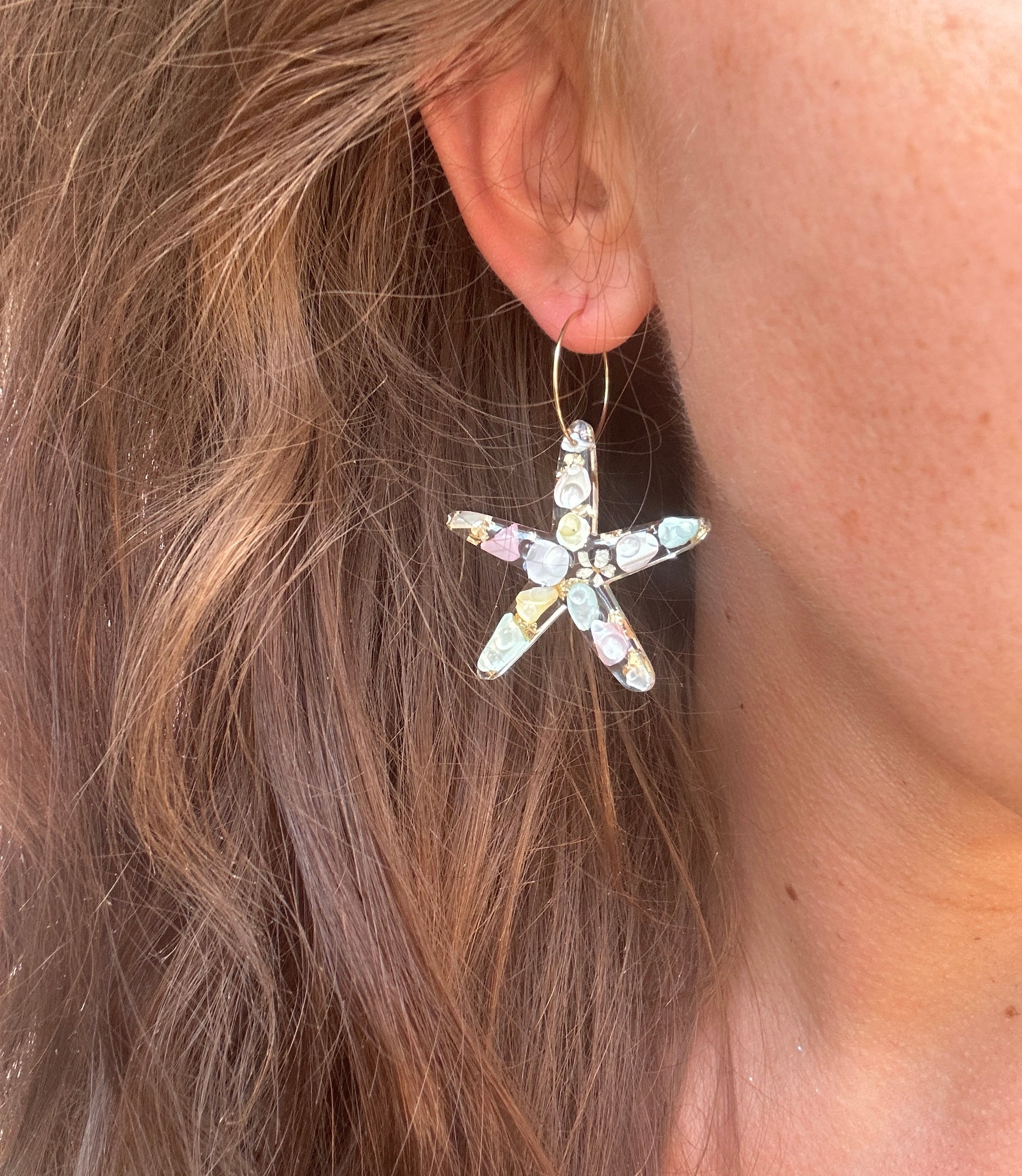 Starfish Seashell Gold hoop Earrings.
