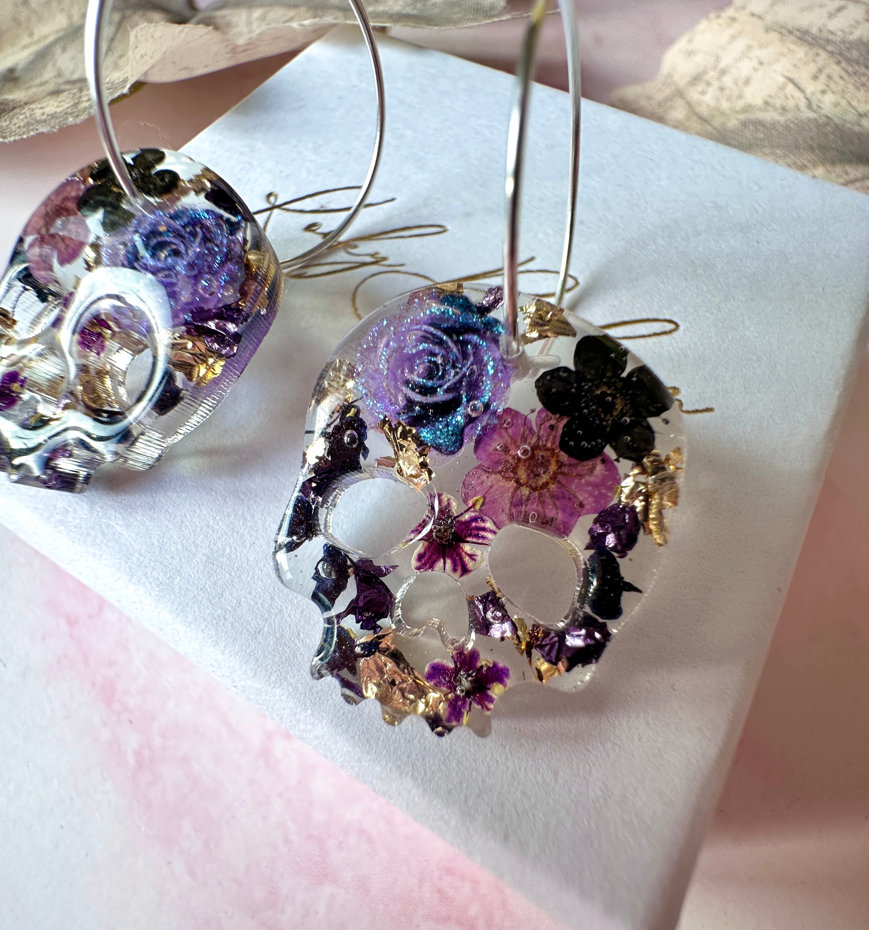 Nightshade flower Skull earrings