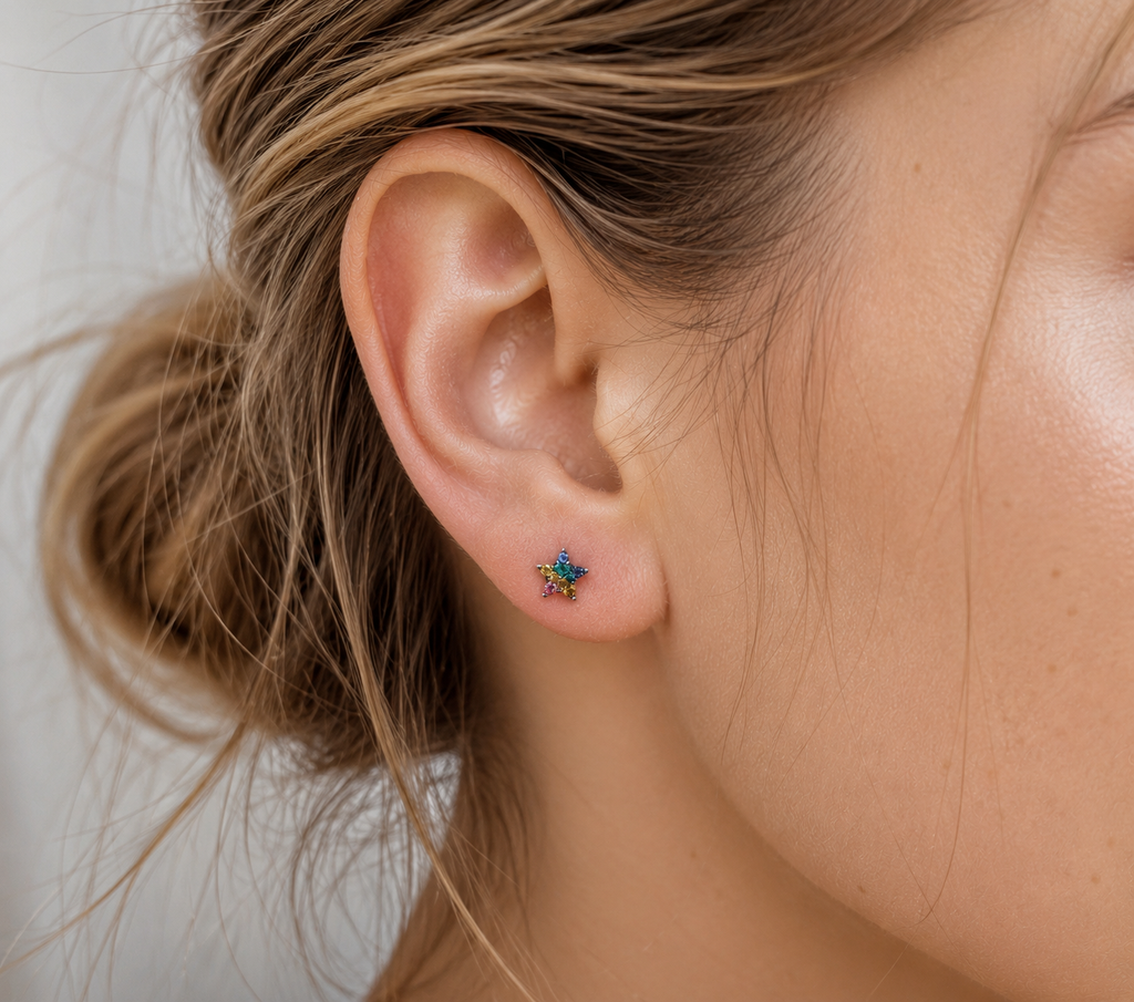 925 sterling silver Tiny black rainbow diamanté Star studs.