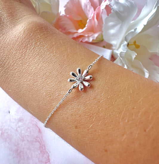 925 sterling silver Daisy Bracelet.