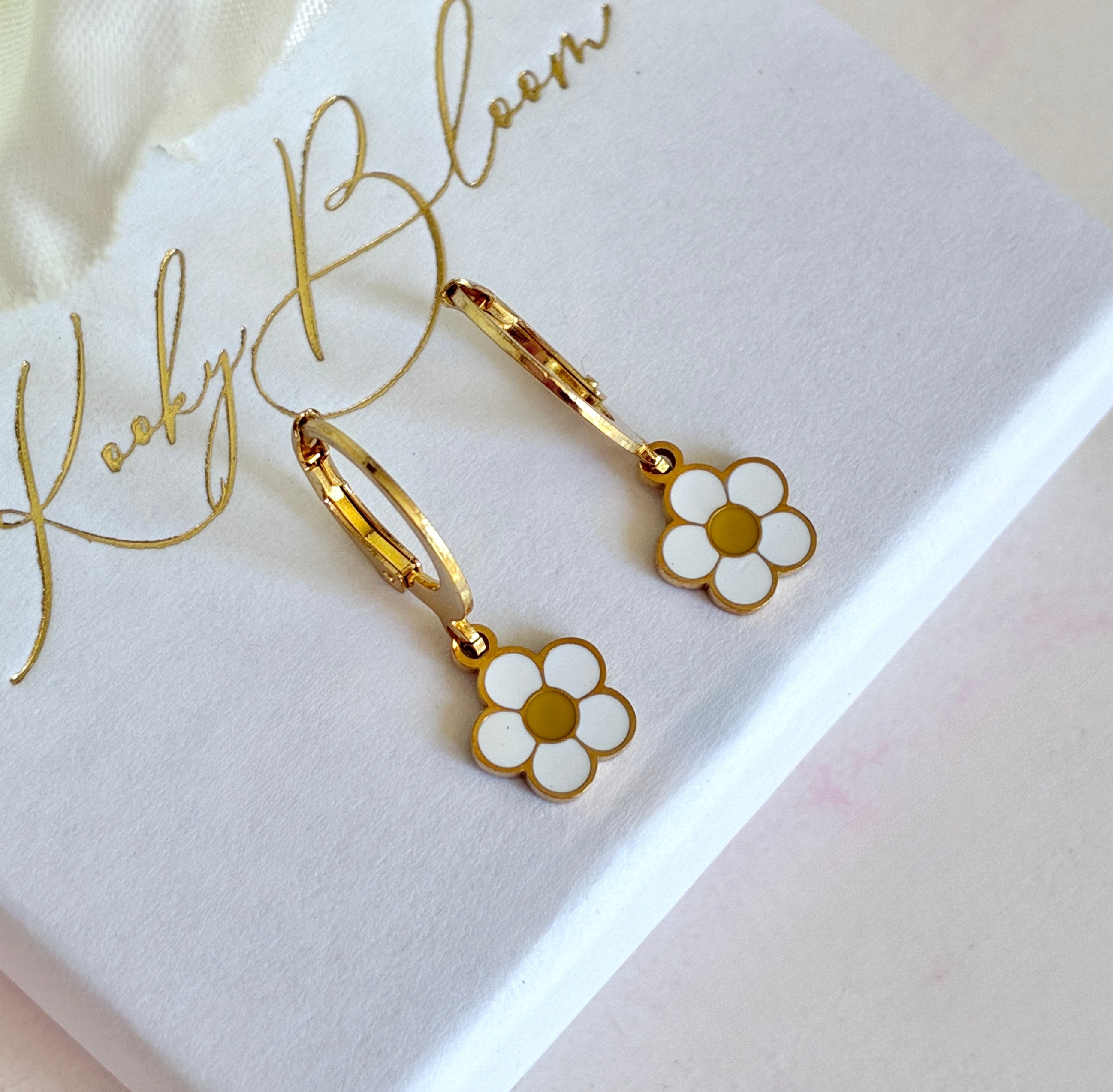 Gold tiny White daisy huggie earrings
