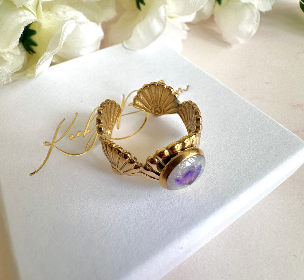 Gold seashell Purple blossom cuff ring.