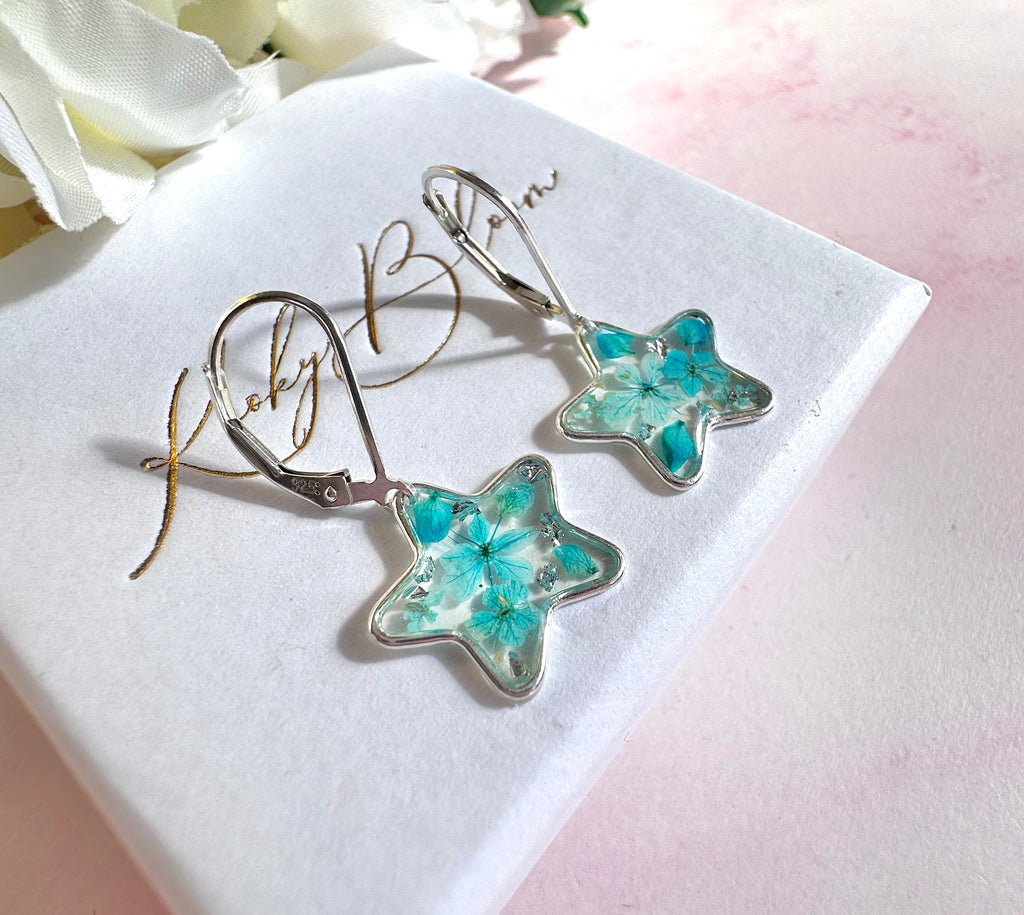 * Limited Edition * 925 sterling silver Bloom Star huggie earrings.