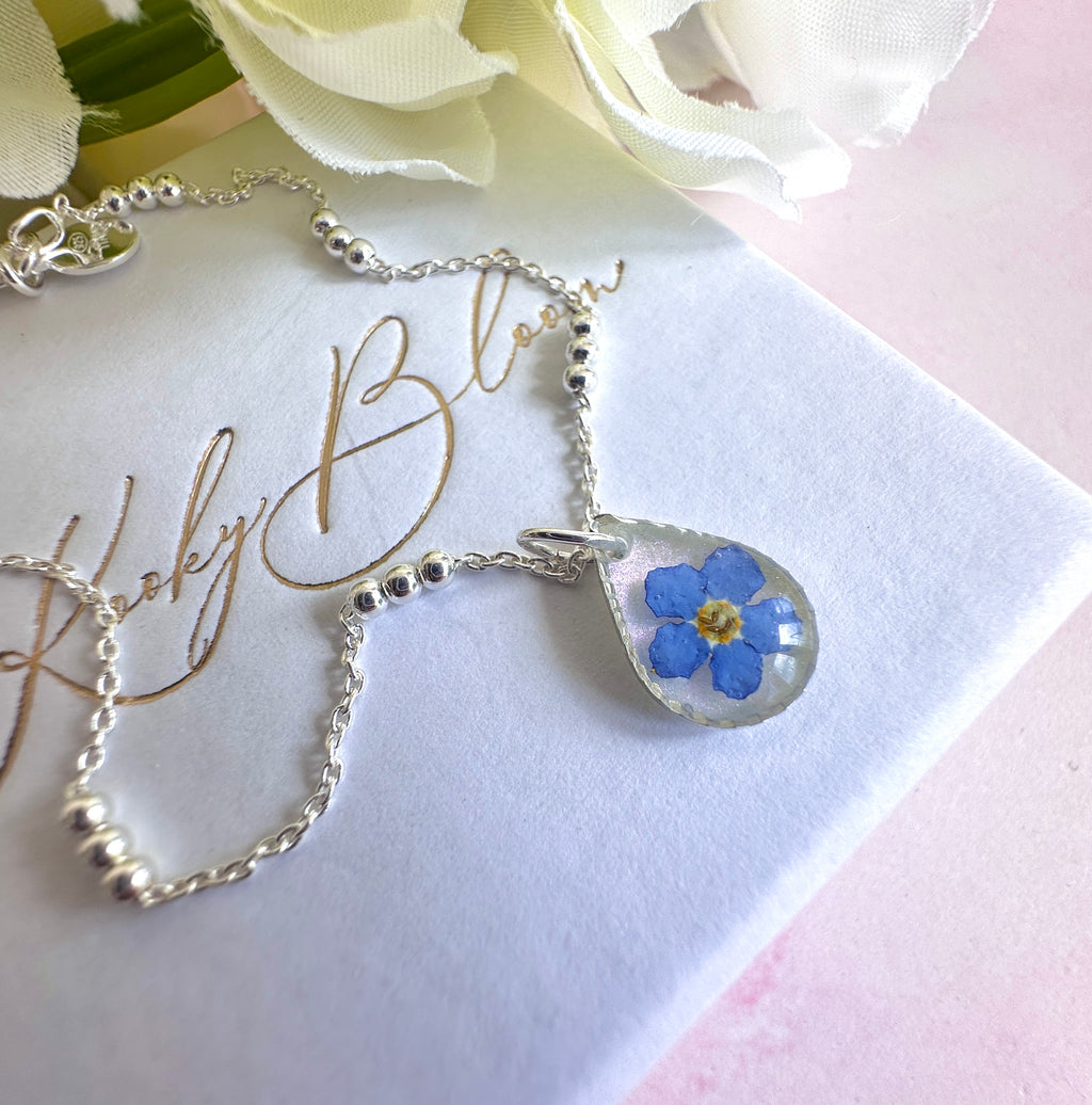 925 sterling silver Forget me not flower Teardrop bracelet.