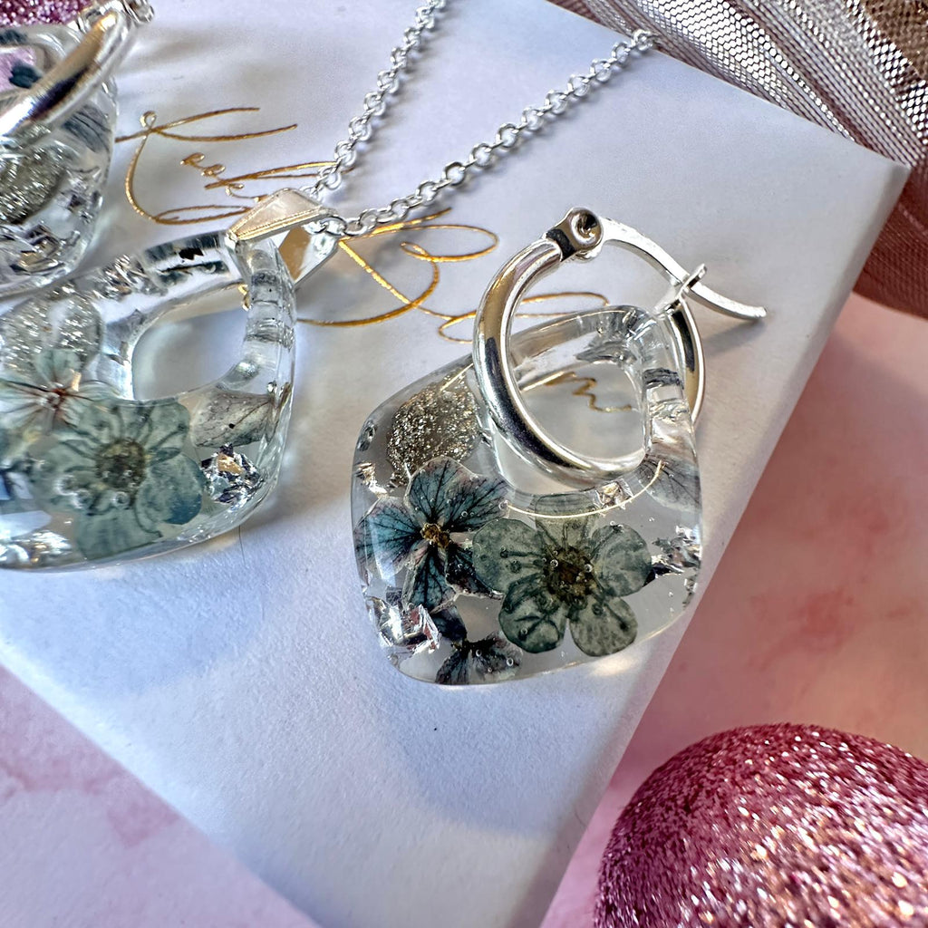 Frosted Floral grey diamond earrings
