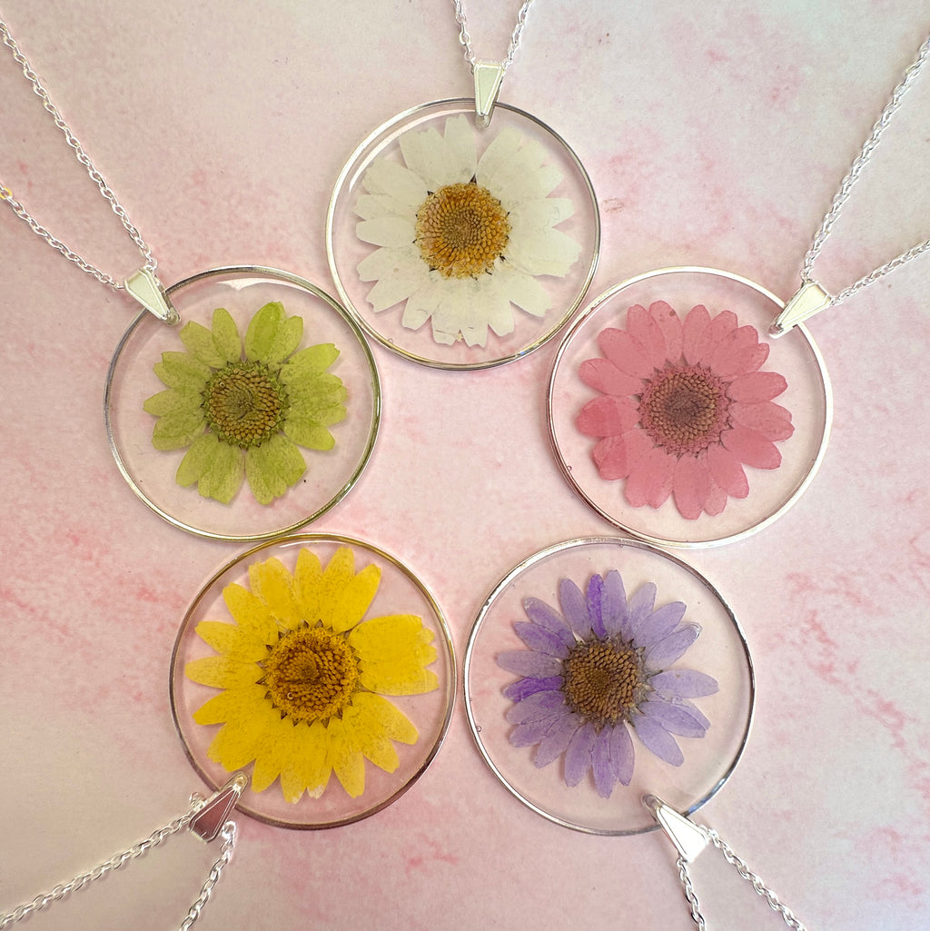 Silver “Pick me” Colourful Daisy necklace.