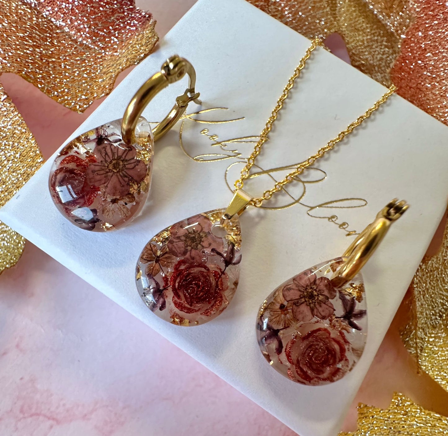 Gold chocolate teardrop necklace.