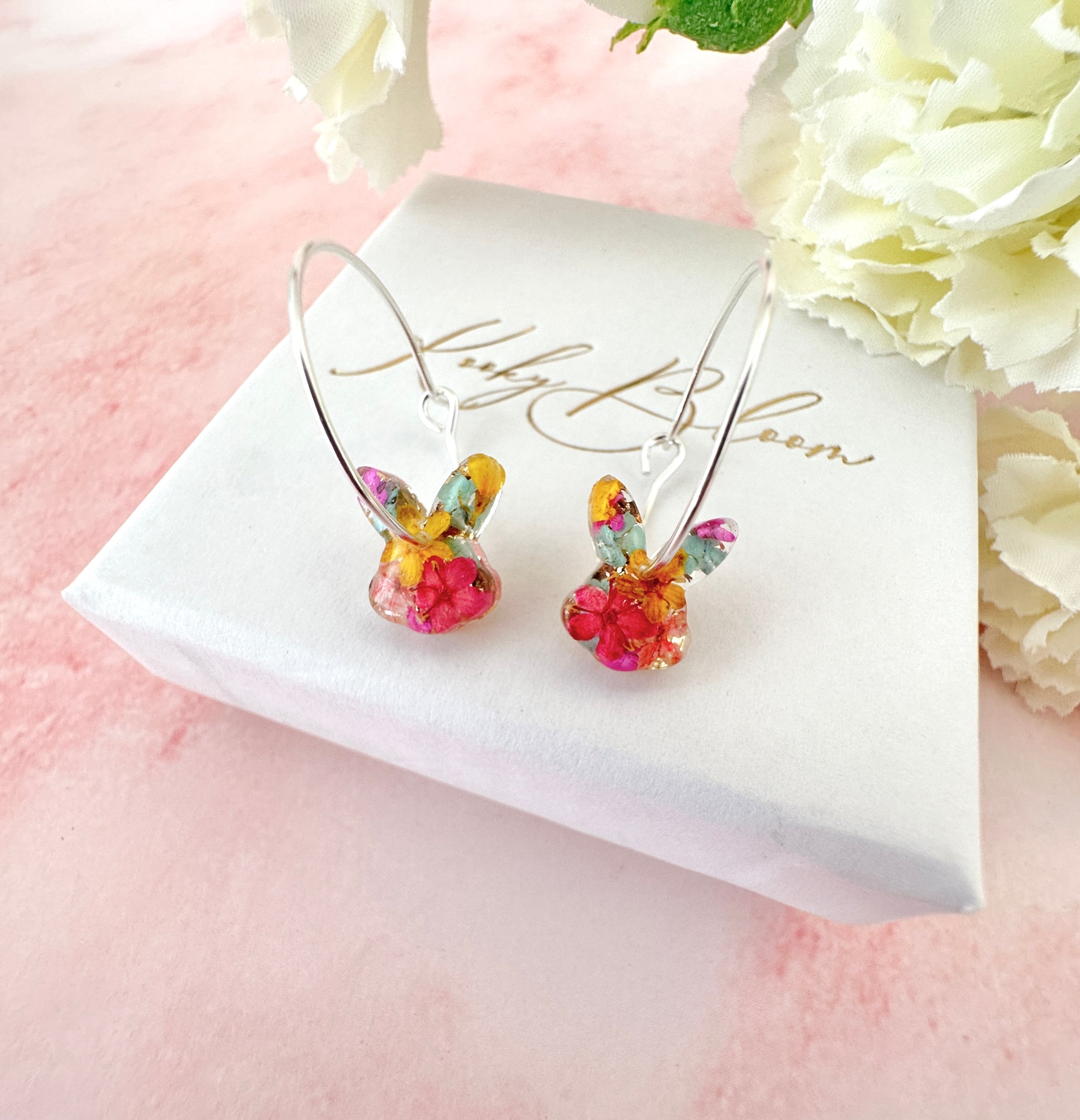 Bright bloom Bunny hoop earrings