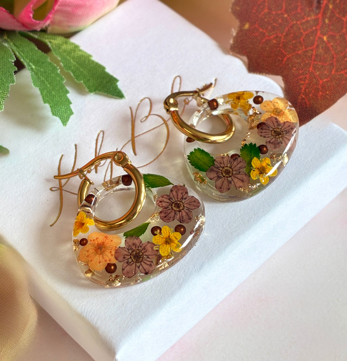 Retro Autumnal Oval hoop earrings