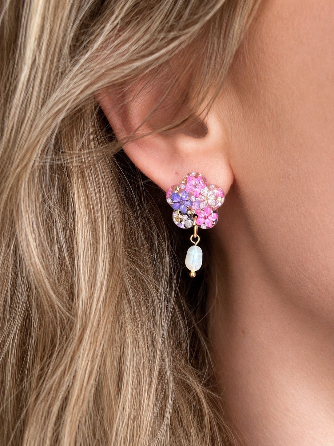 Purple pink Flower pearl drop studs.
