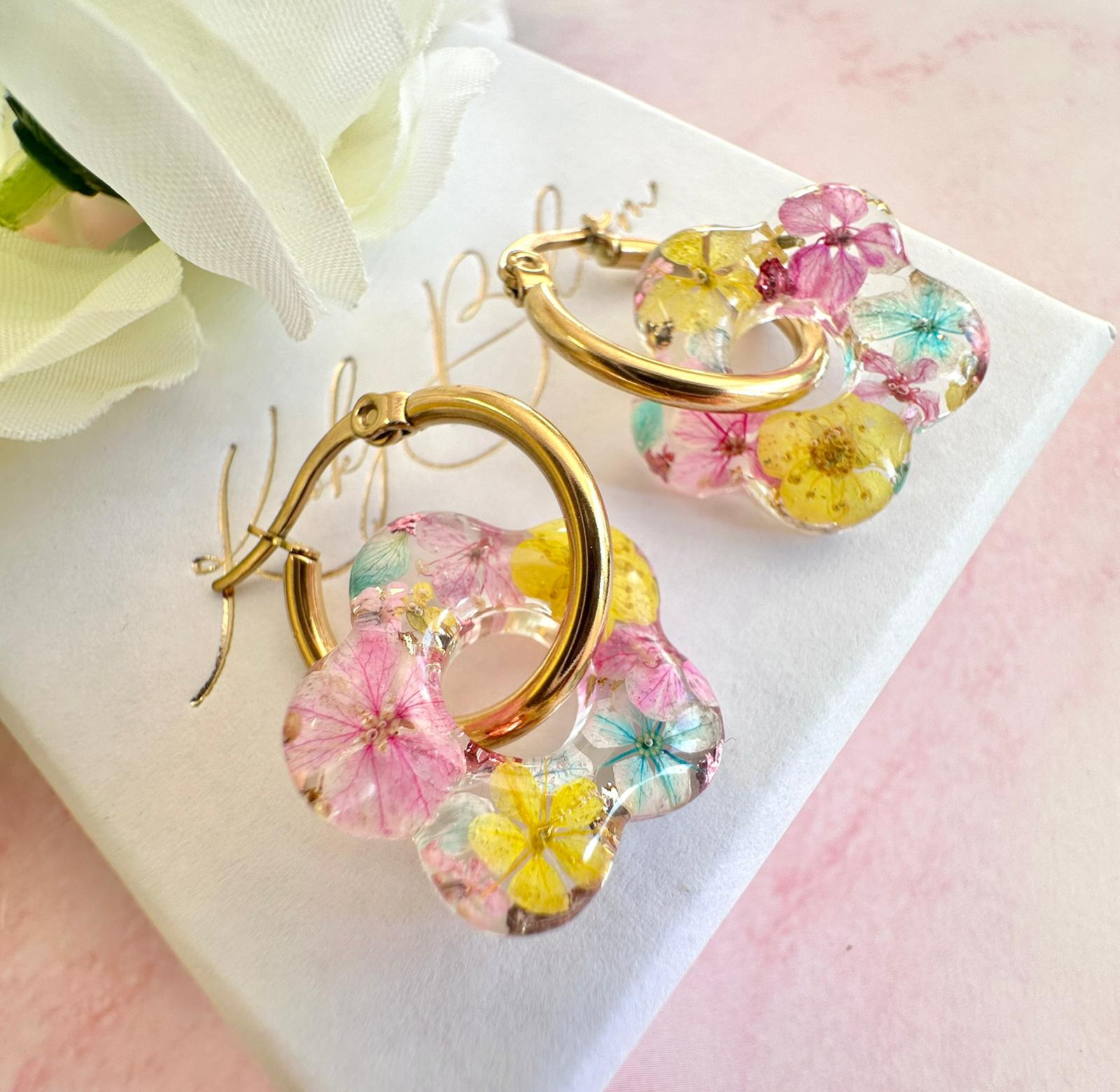 Cotton Candy Bloom flower hoop earrings.