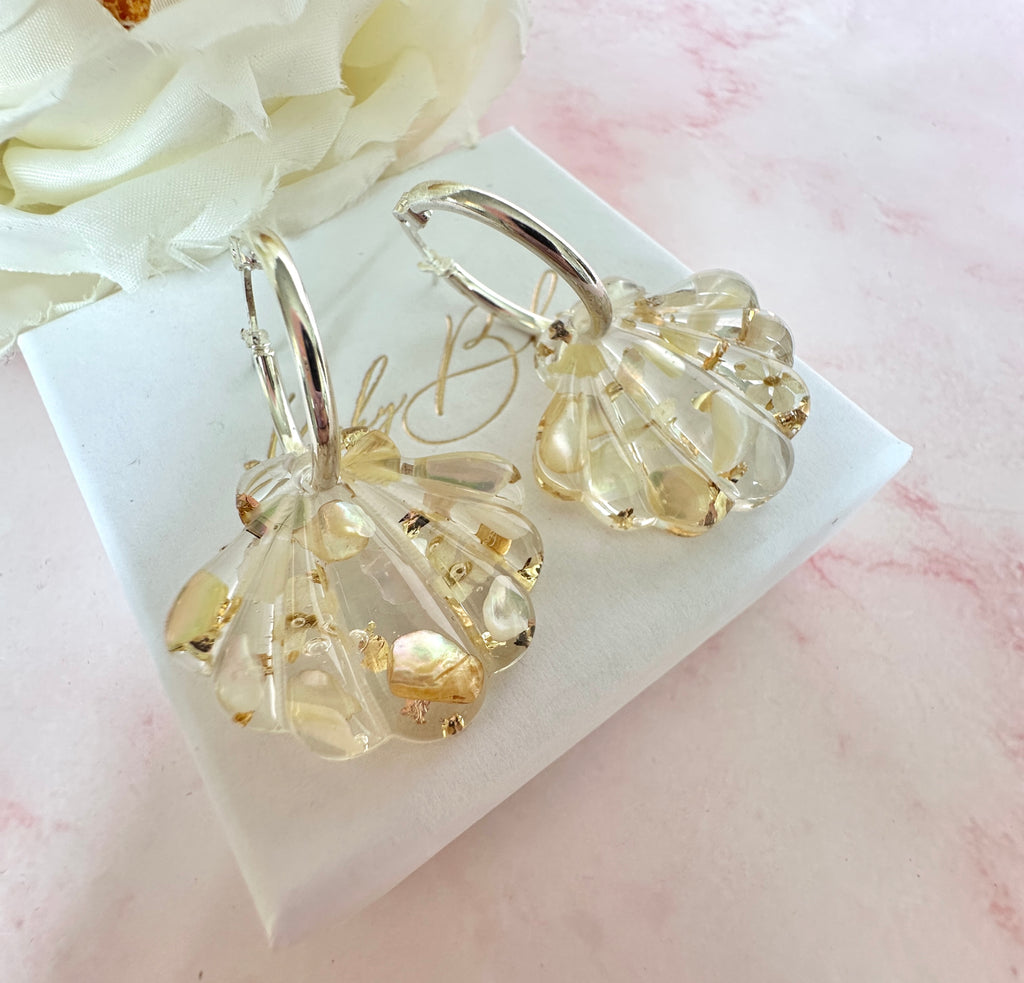 Champagne Seashell bloom hoop earrings.