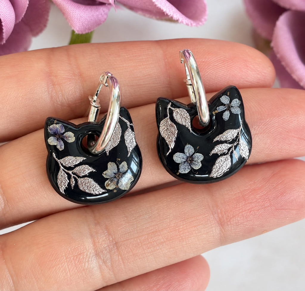 Black Bloom Mystical Cat hoopearrings.