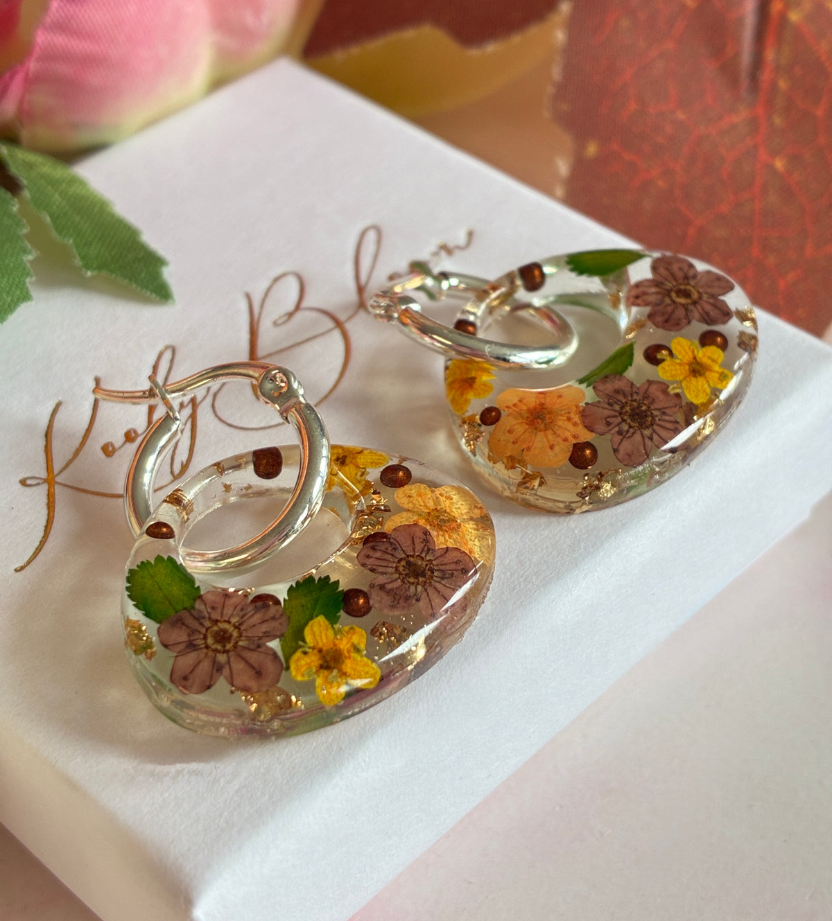 Retro Autumnal Oval hoop earrings