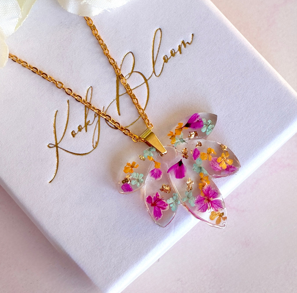 Gold Tropical petal bloom necklace
