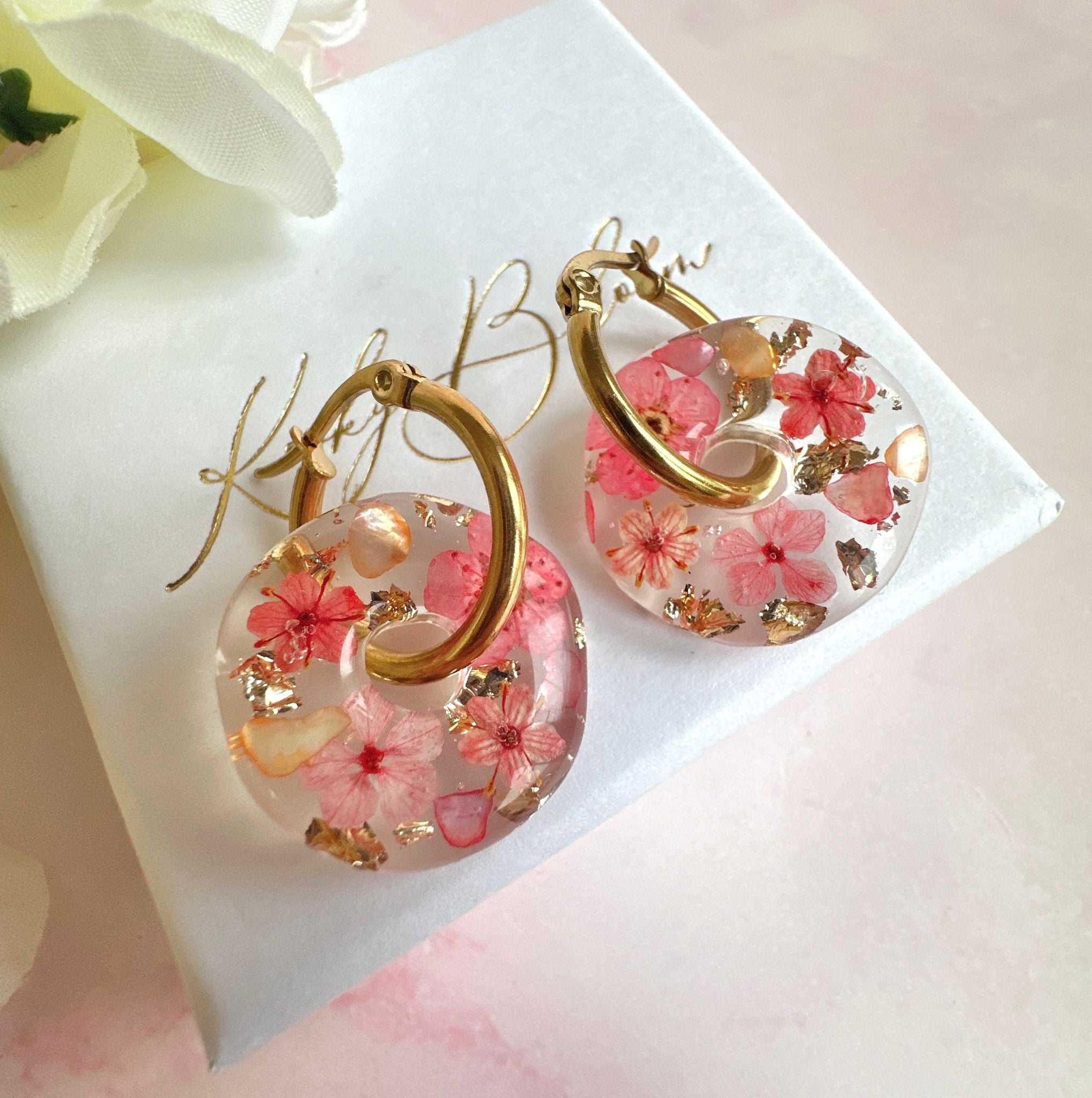 Coral bloom irregular Donut hoop earrings.