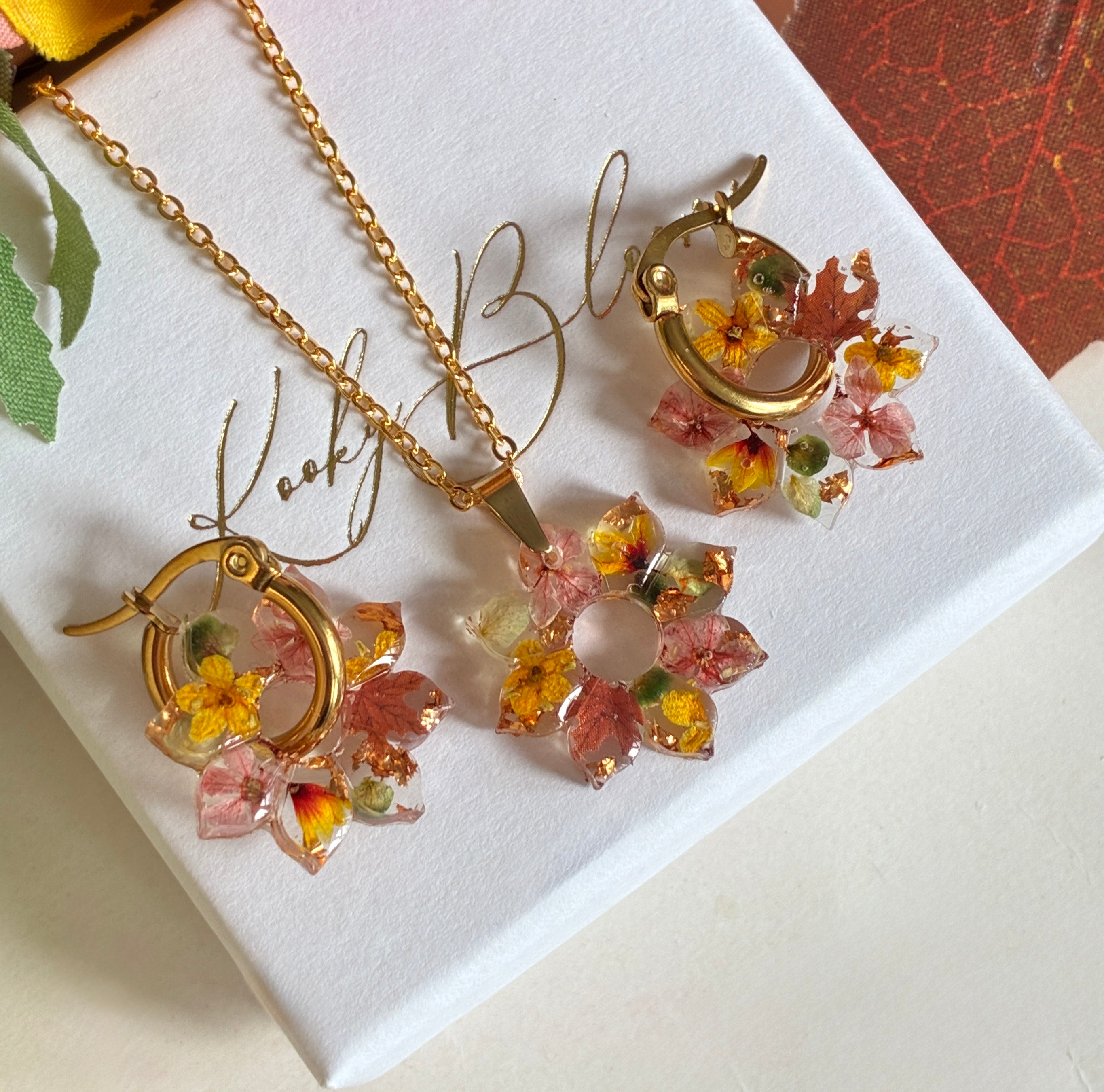 Gold Autumn Sunflower Bloom necklace.