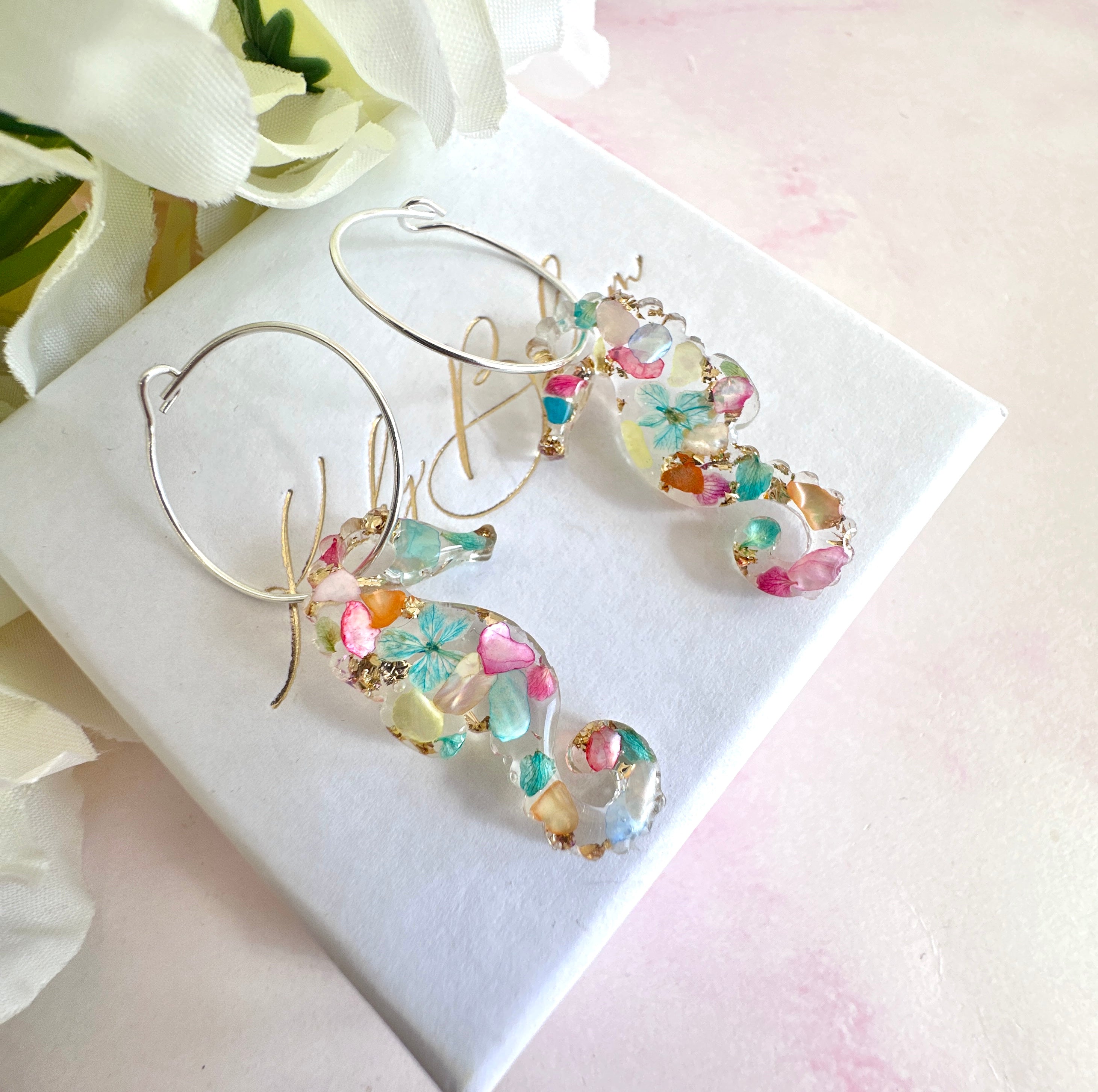 Seahorse real flower & seashell hoop earrings.