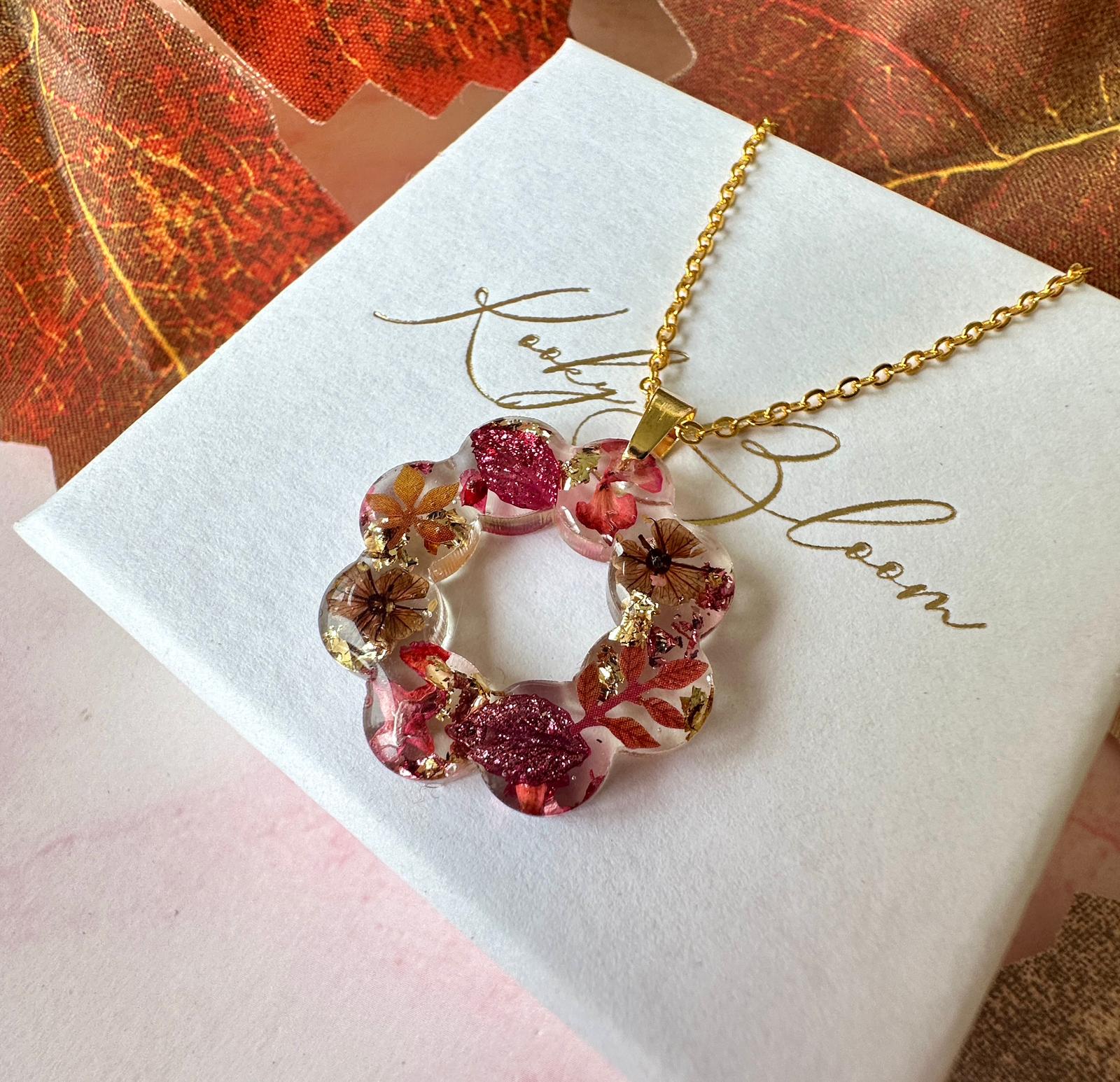 Gold autumn wreath bloom necklace