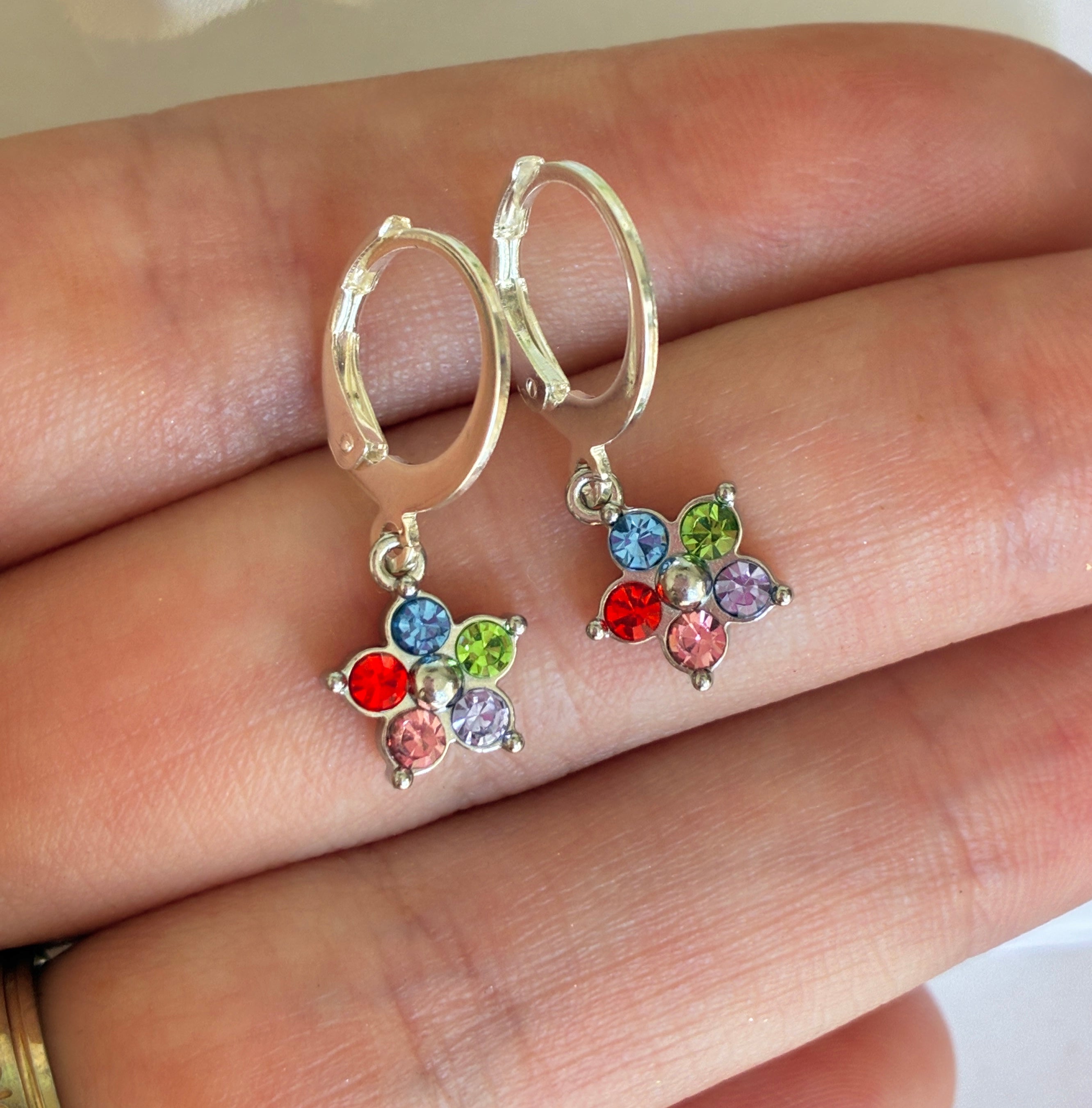 Silver Multicoloured stone Flower huggies