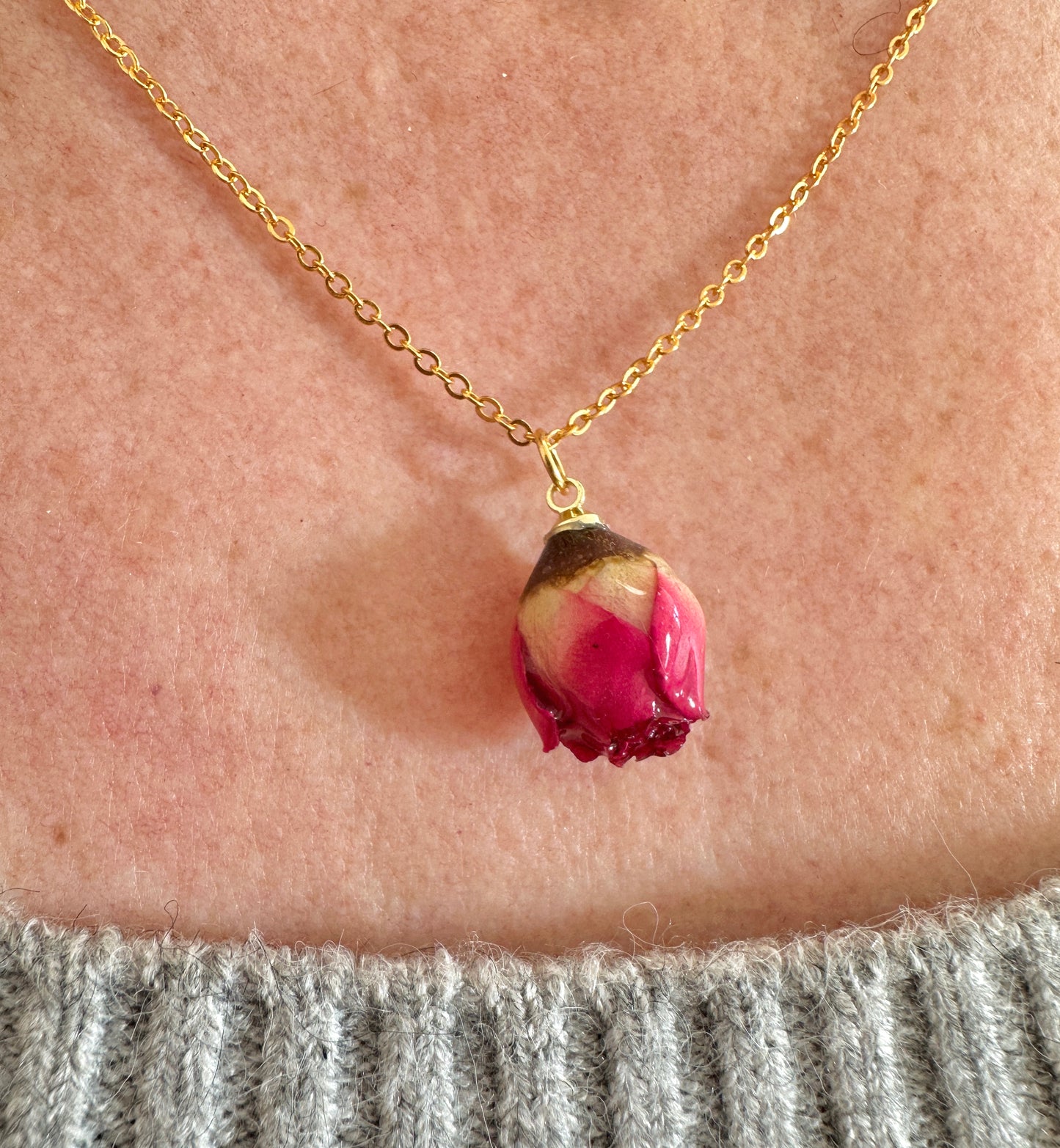 Preserved Rosebud Gold necklace.