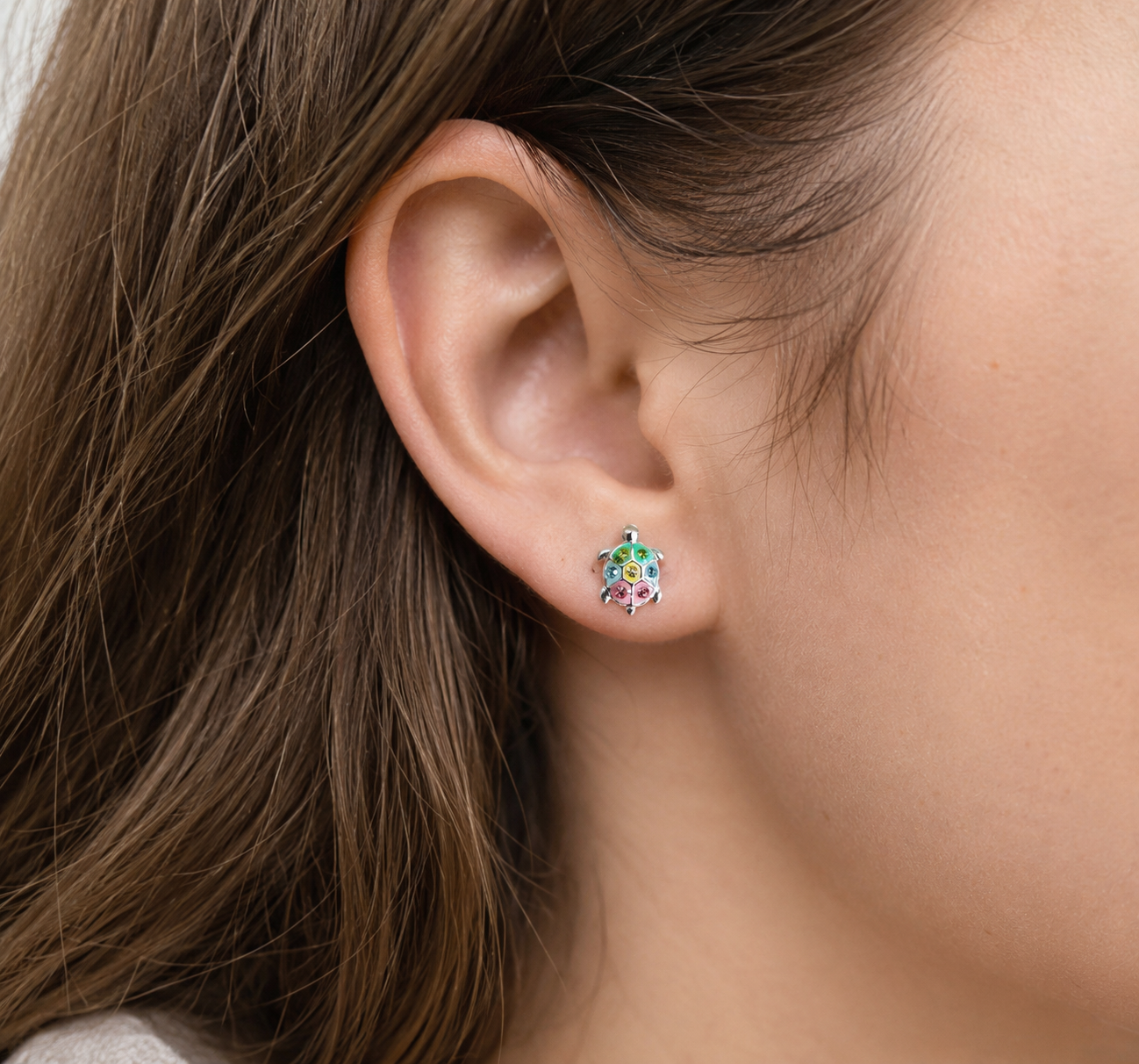 925 sterling silver Pastel Turtle stud earrings.