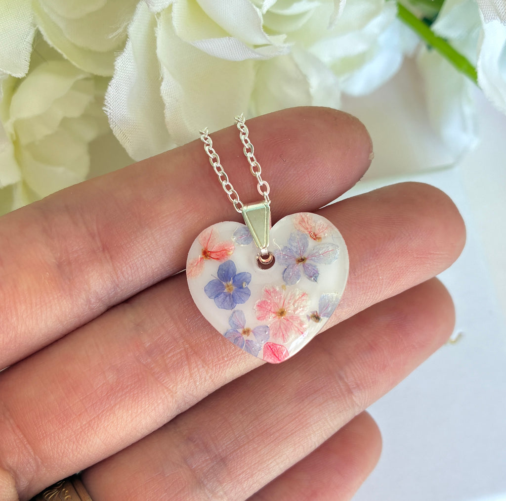 Silver Marshmallow Bloom heart necklace